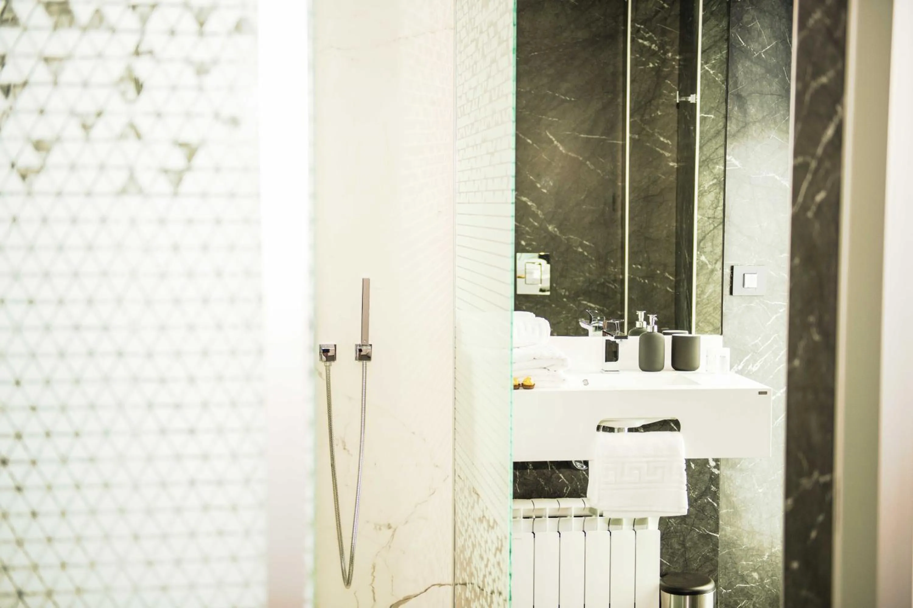 Bathroom in CM111Apparthotel