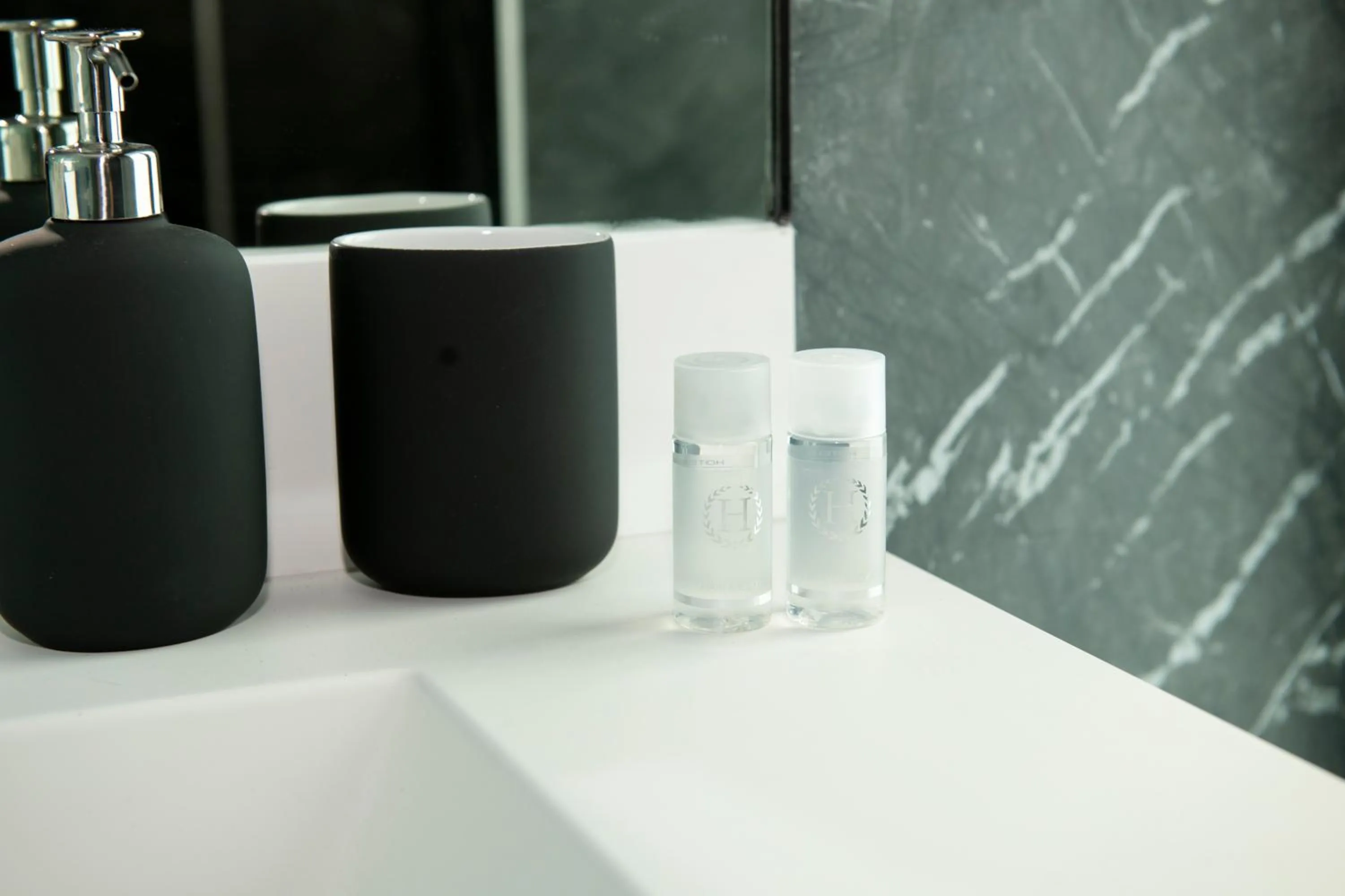 Bathroom in CM111Apparthotel