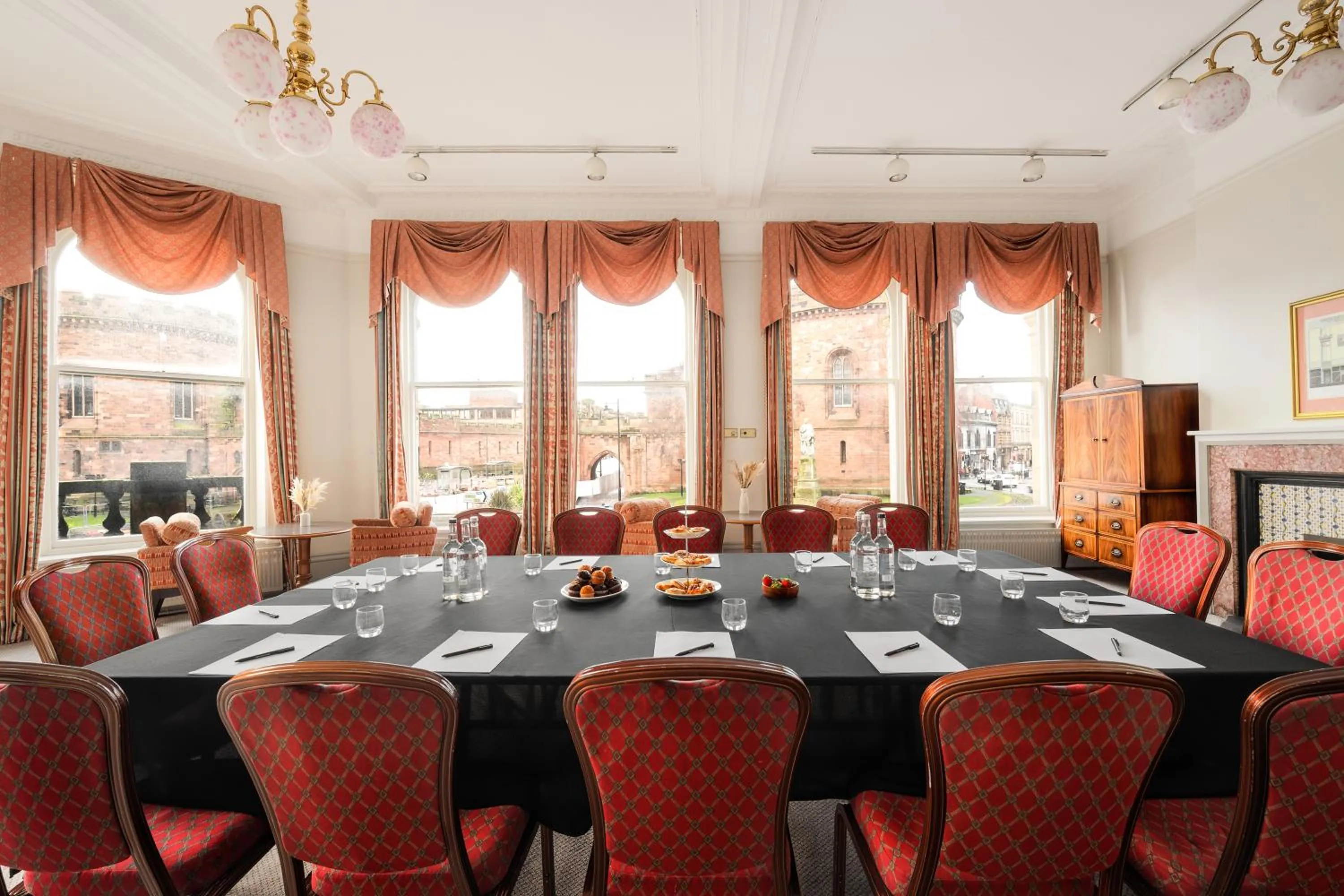 Coffee/tea facilities in The County Hotel