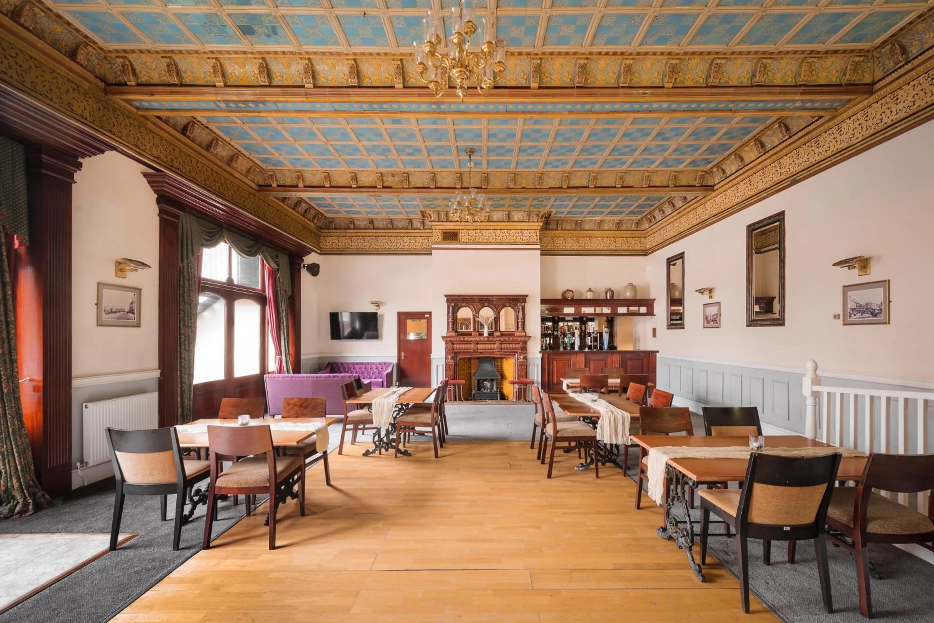 Lounge or bar in The County Hotel