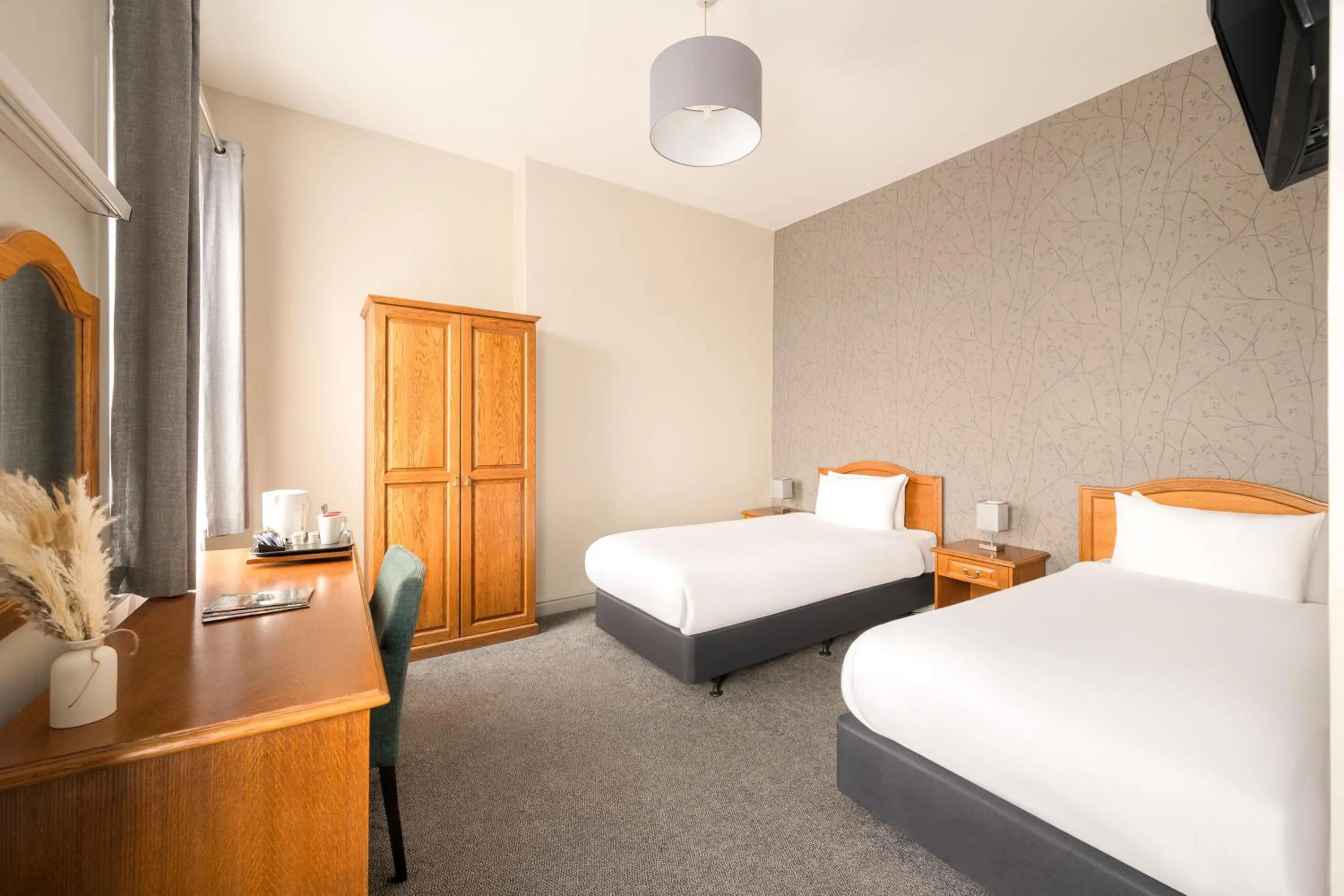 Bedroom, Bed in The County Hotel