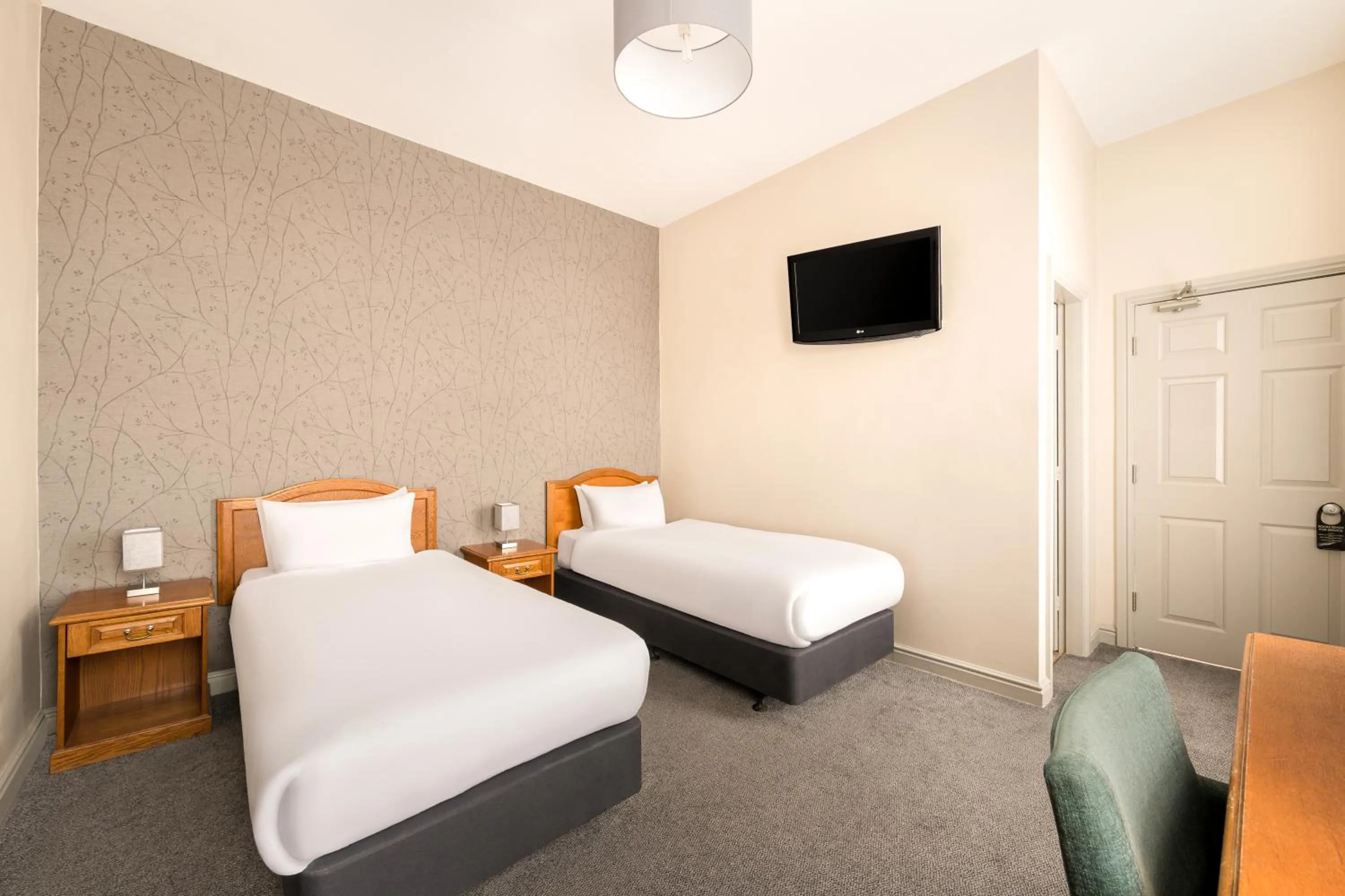 Bedroom, Bed in The County Hotel