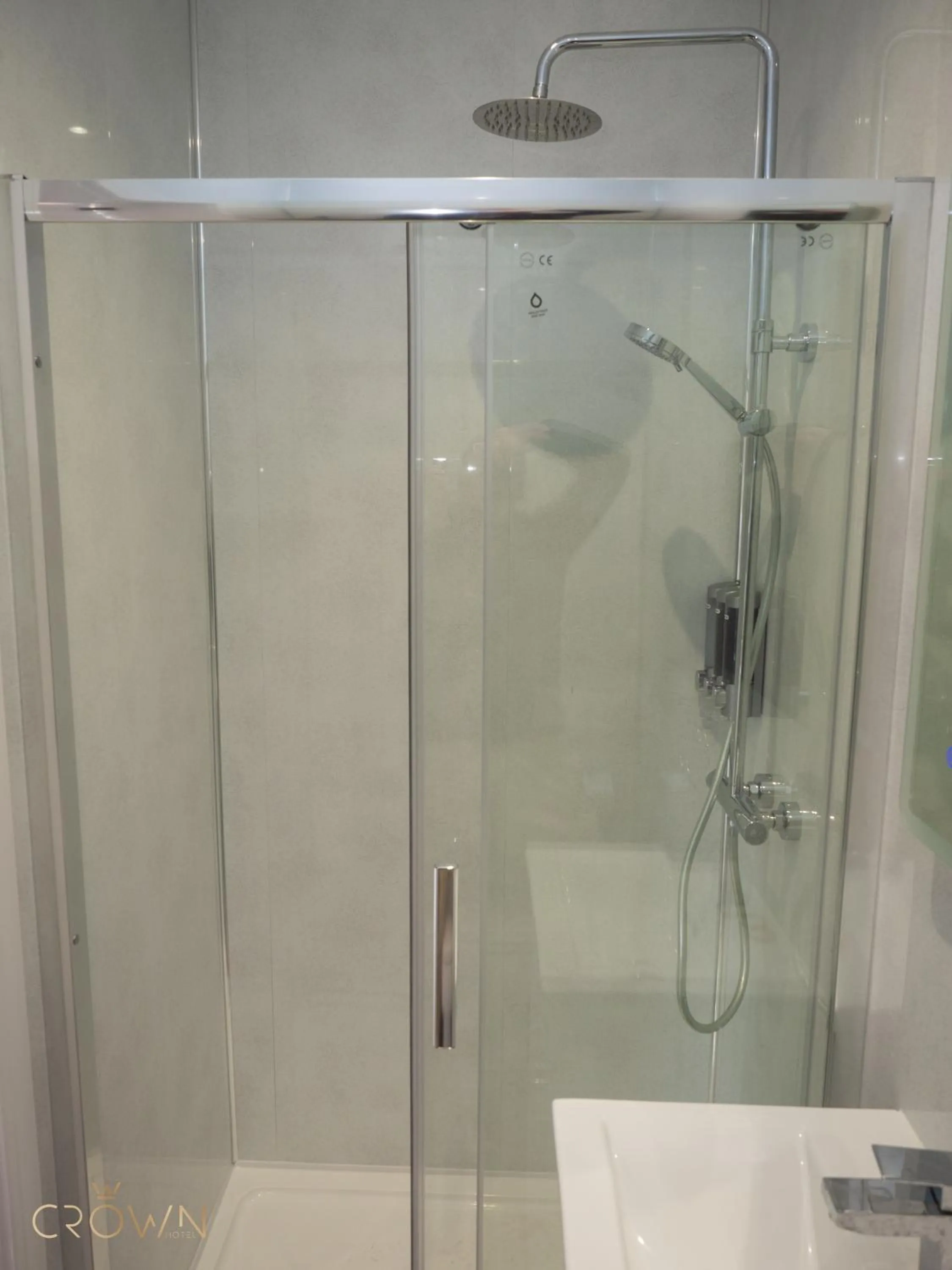Bathroom in Crown Hotel