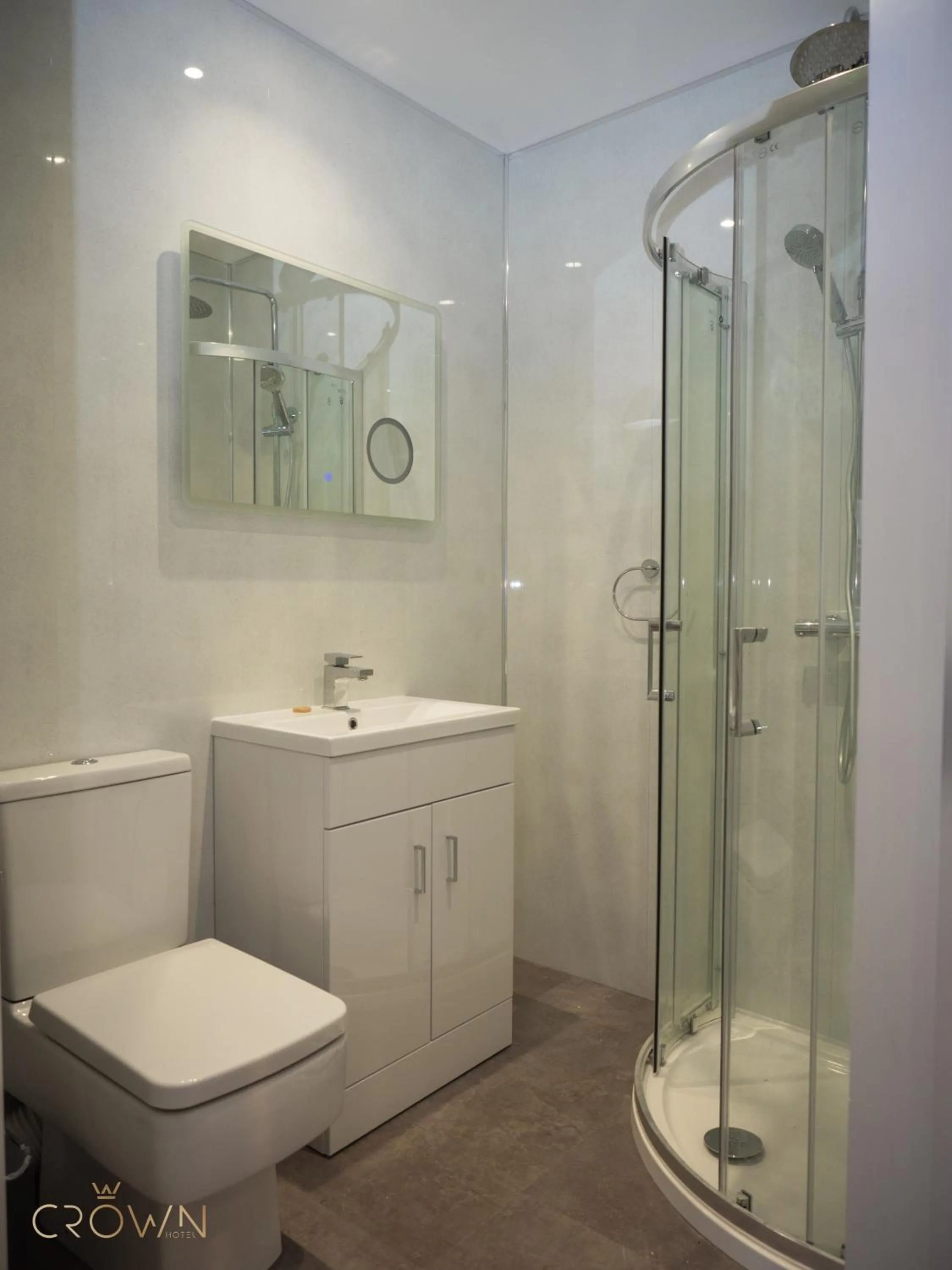 Bathroom in Crown Hotel