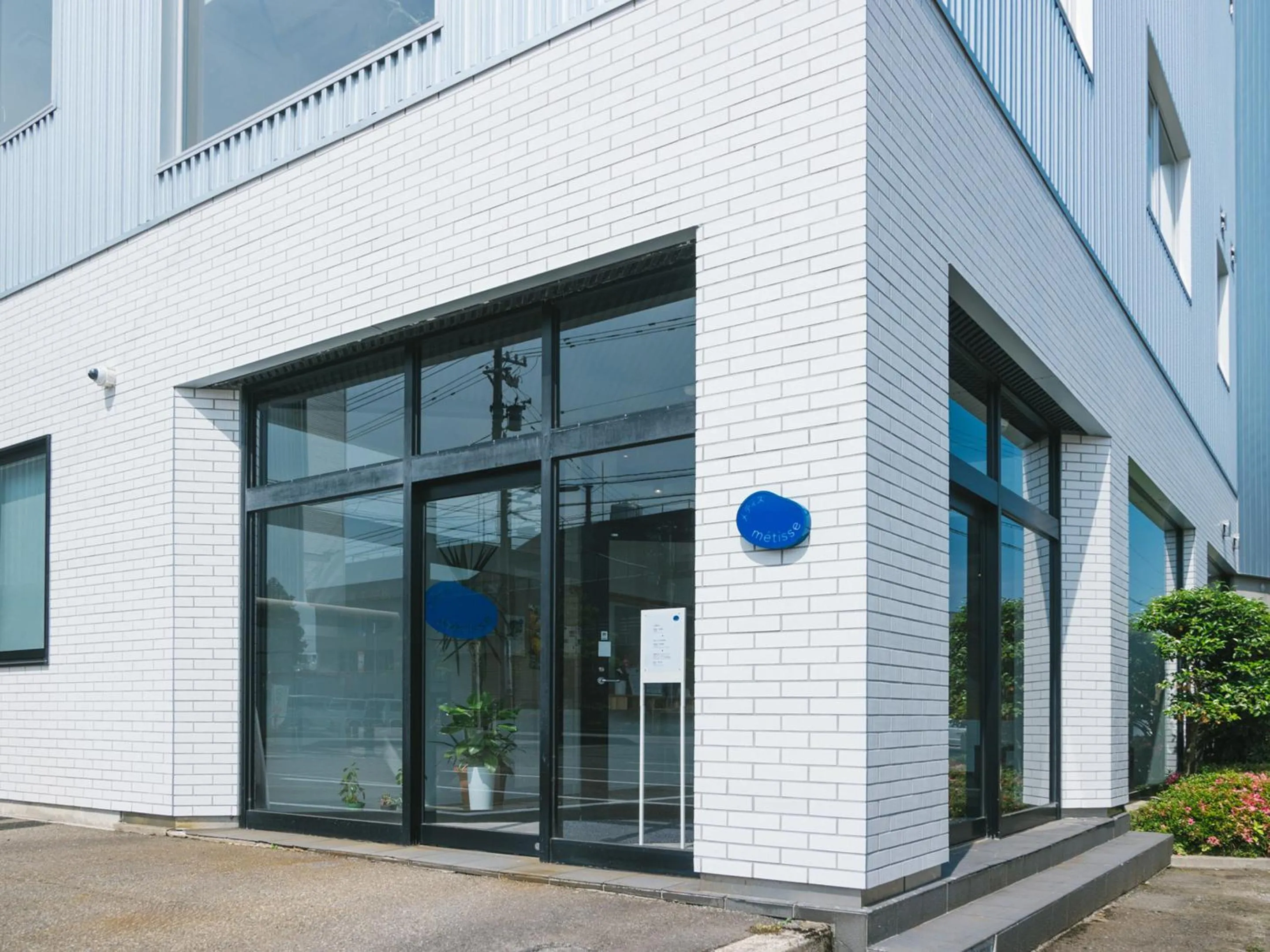 Property building in métisse stay