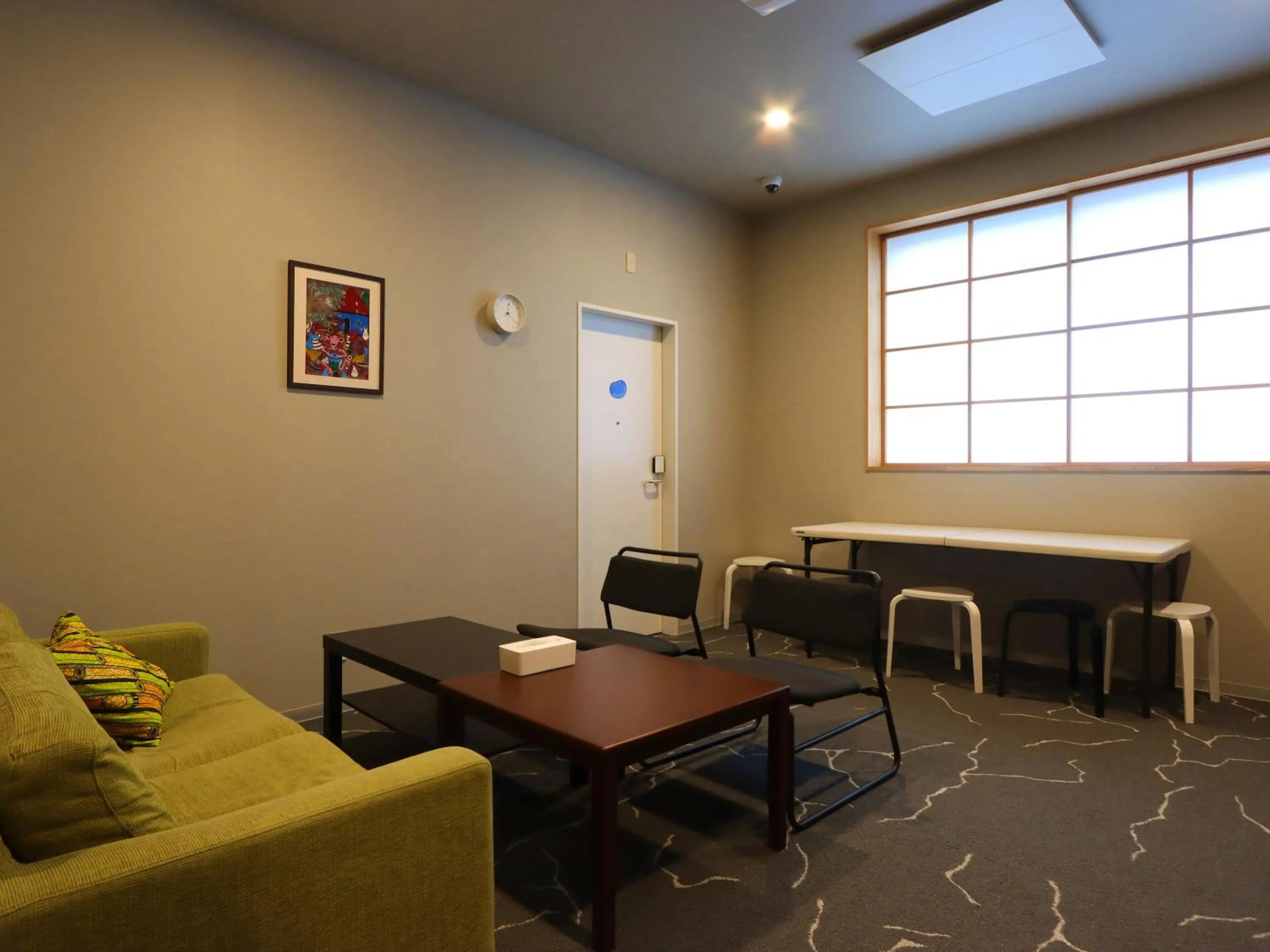 Communal lounge/ TV room in métisse stay