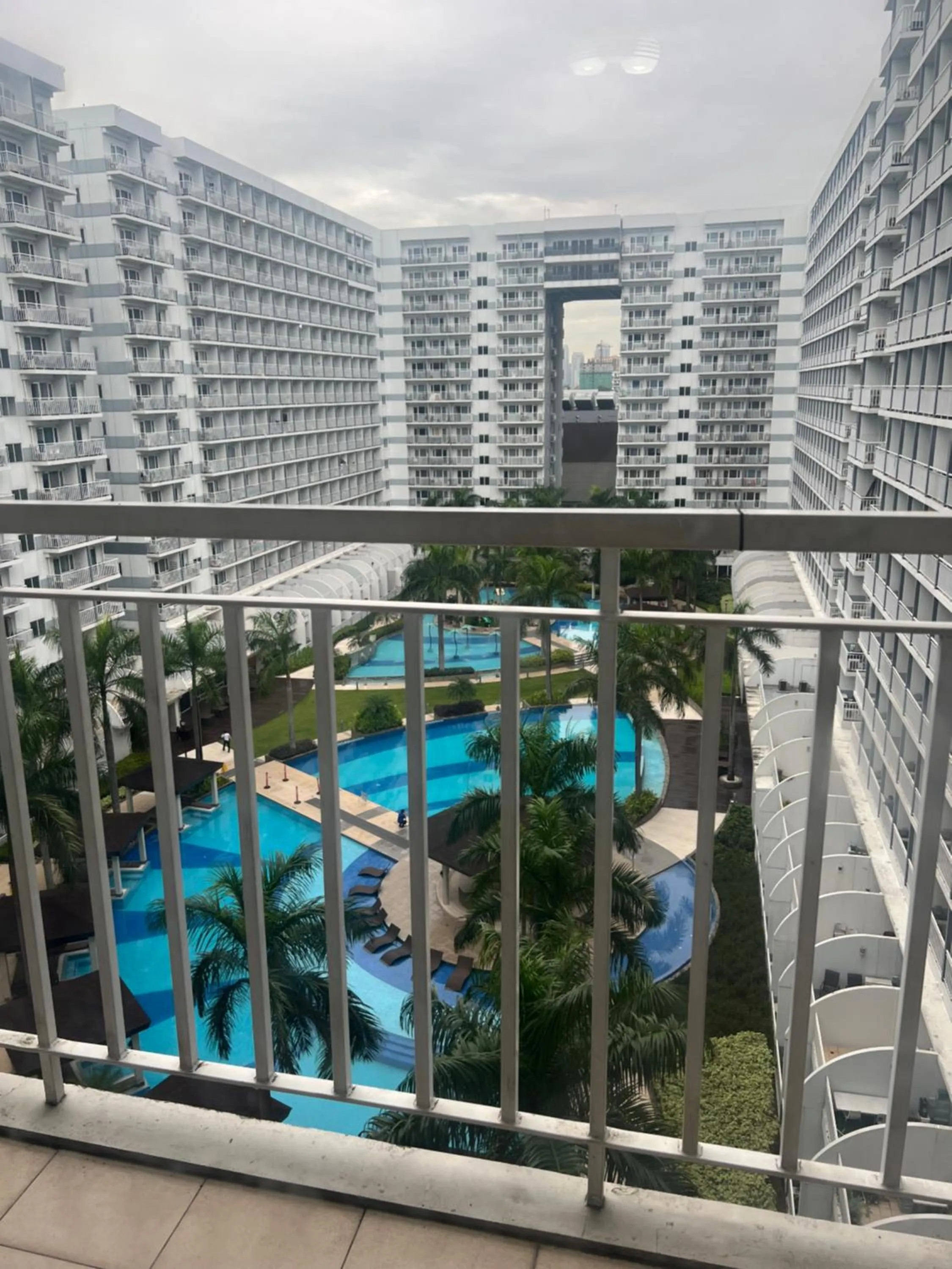Balcony/Terrace in Shell Residences MOA Manila Jona
