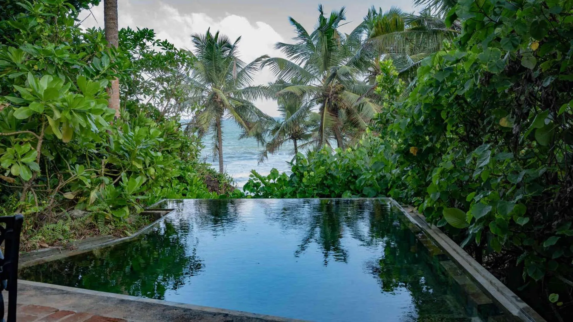 Pool view in Sama Retreats - Kosgoda
