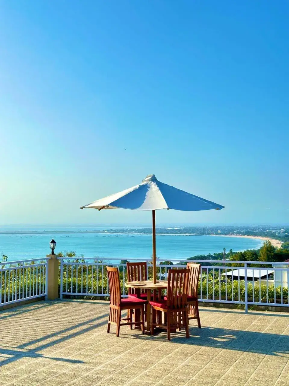 Restaurant/places to eat in The Pandan Sari Hotel Restaurant/places to eat in The Pandan Sari Hotel
