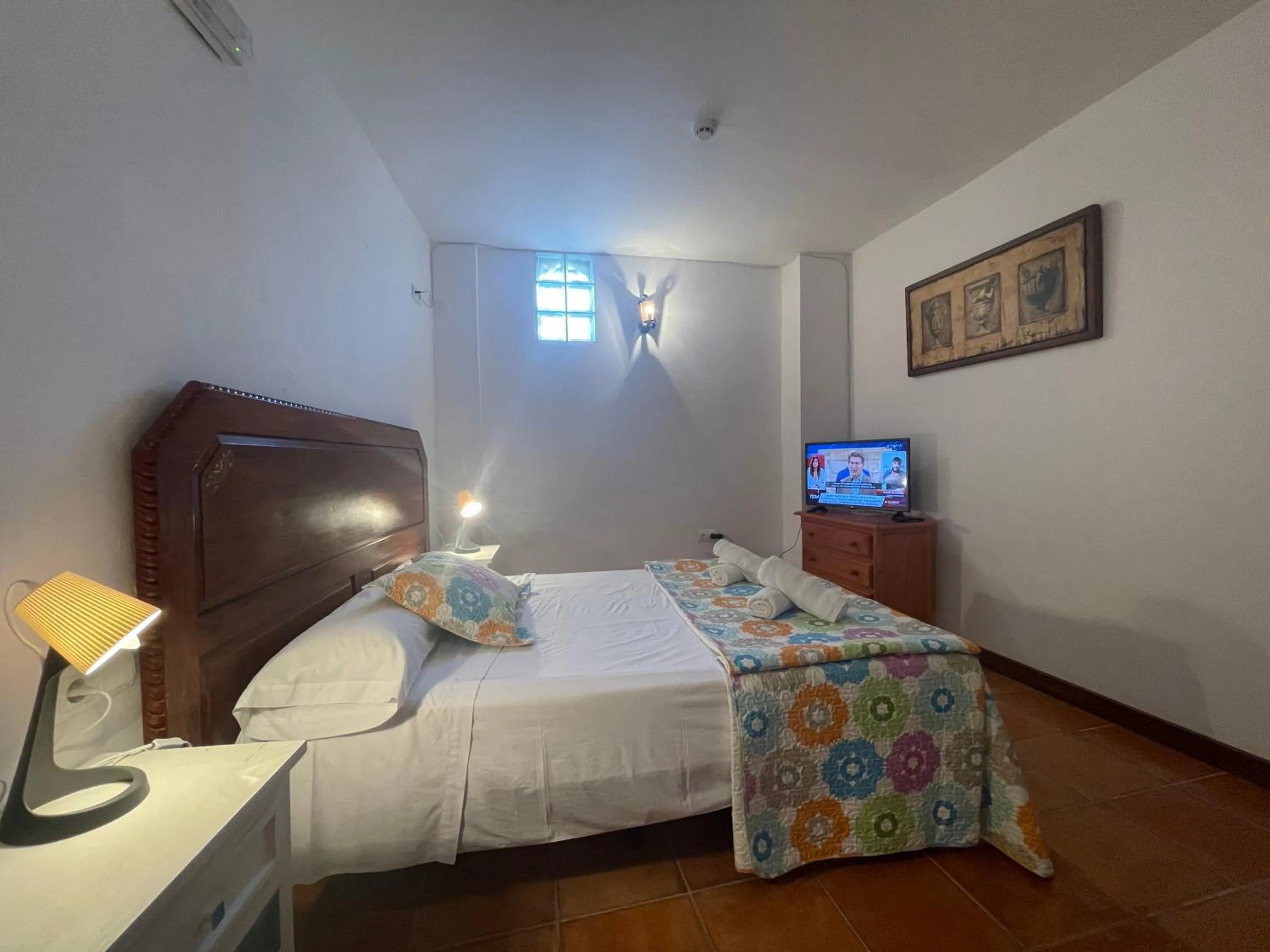 Bedroom in Hotel Al-Andalus