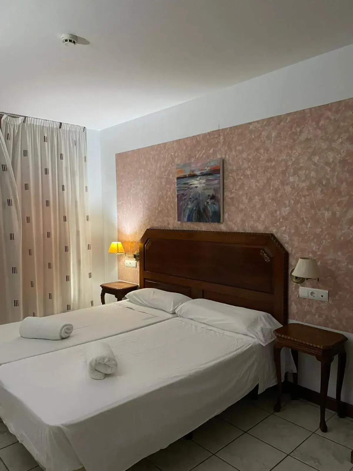 Twin Room in Hotel Al-Andalus Twin Room in Hotel Al-Andalus