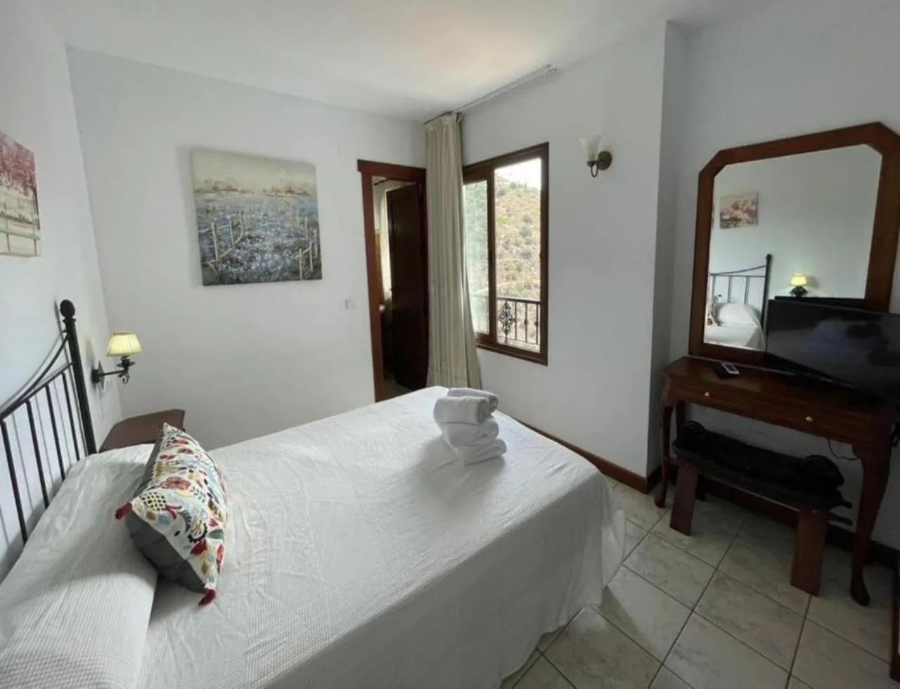 Bedroom in Hotel Al-Andalus