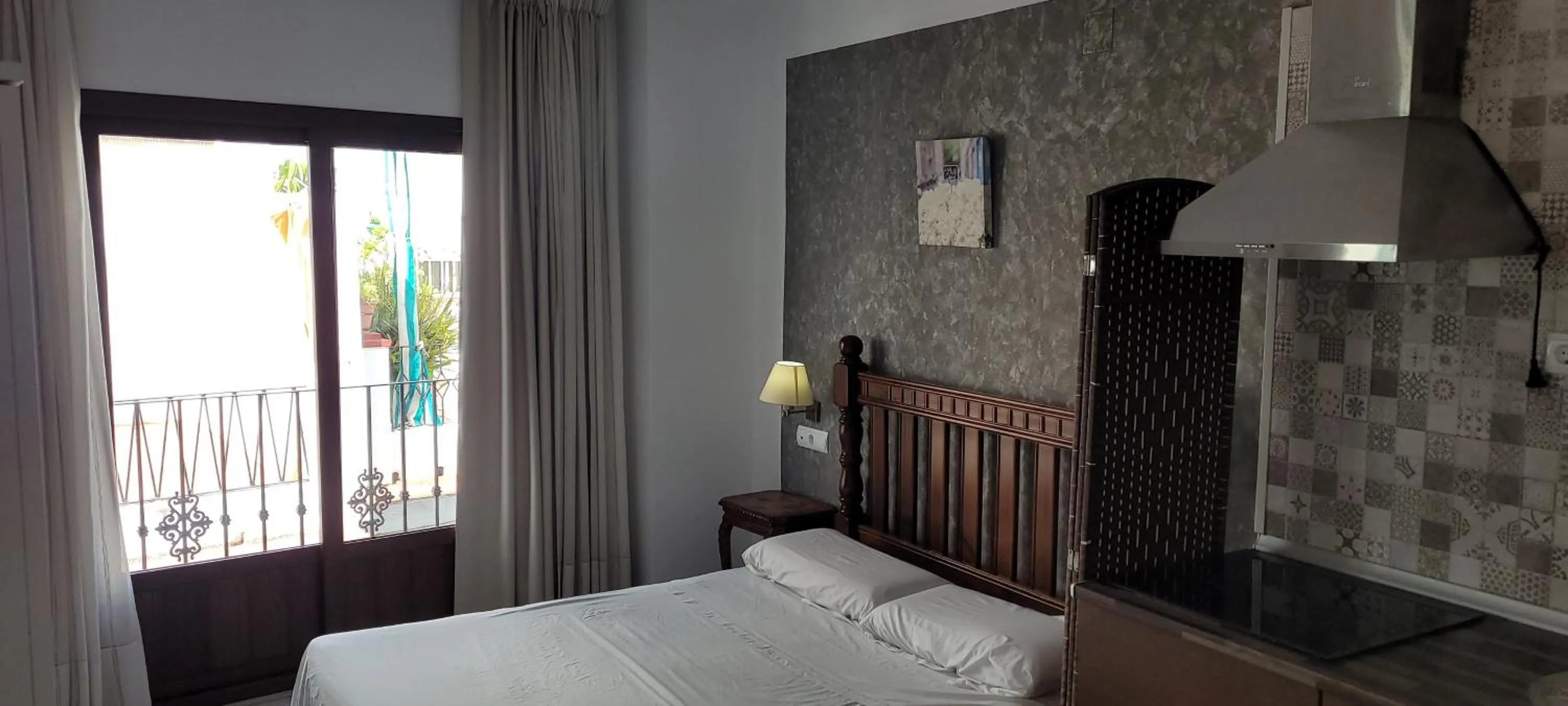 Bed in Hotel Al-Andalus