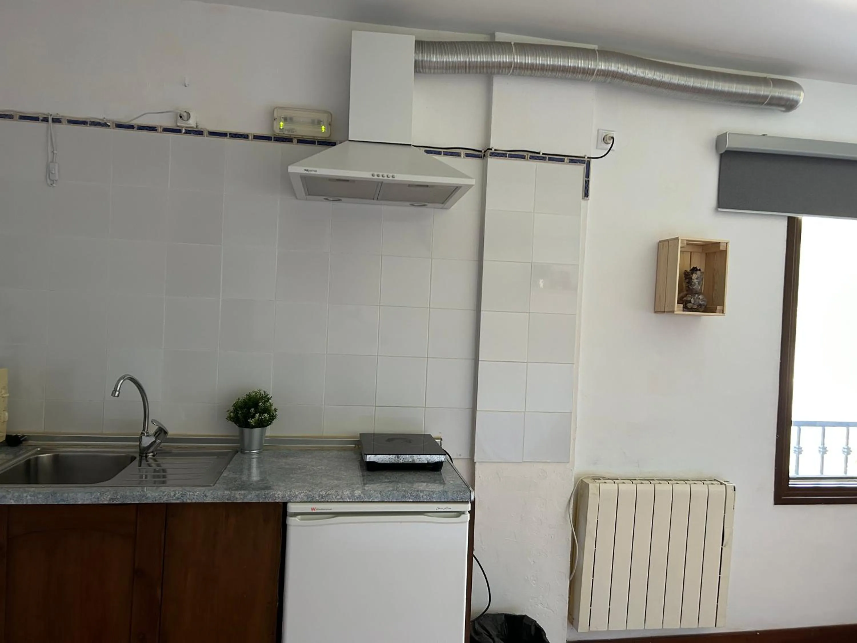 Kitchen or kitchenette in Hotel Al-Andalus