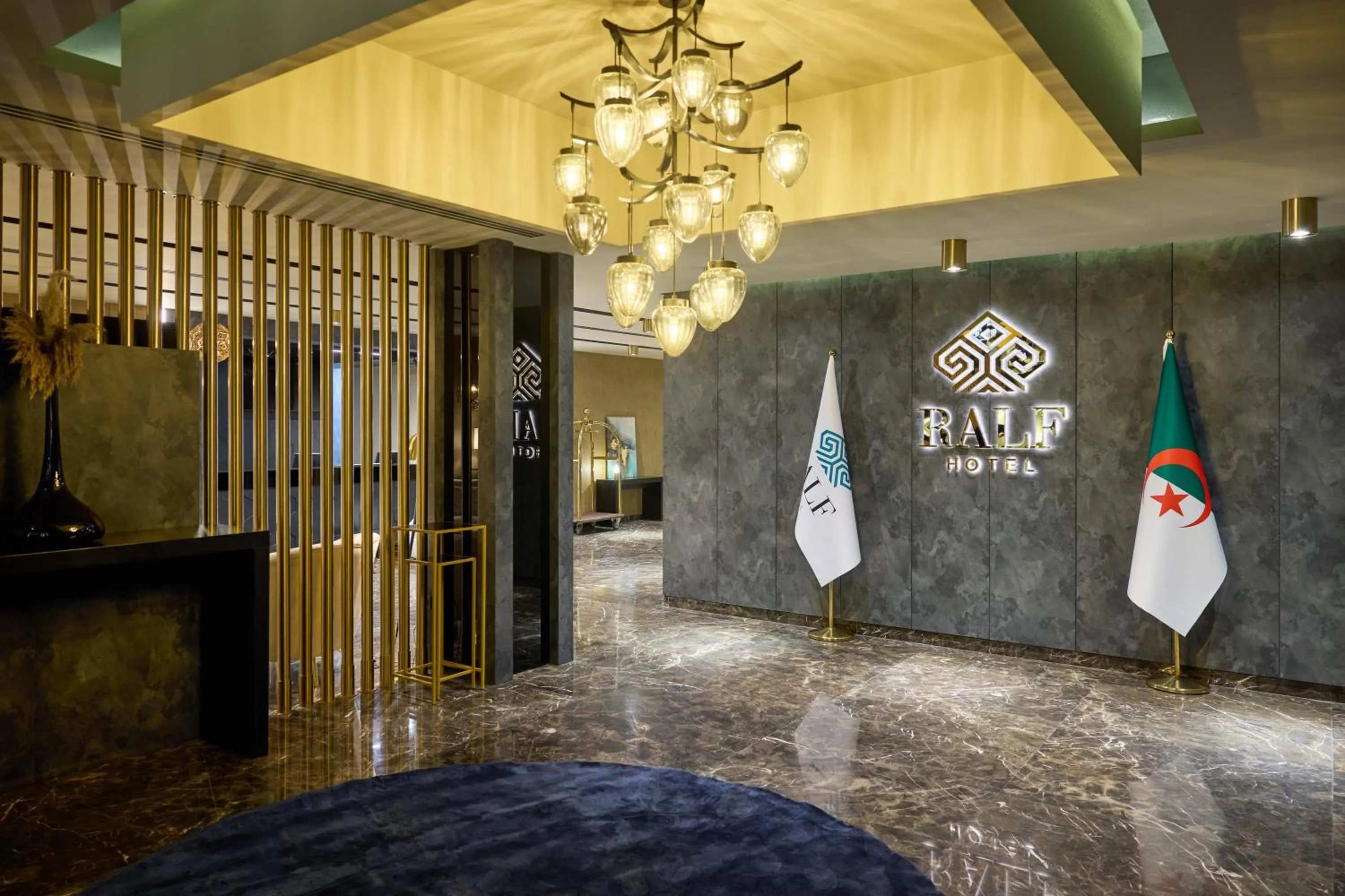 Lobby or reception in Hôtel RALF