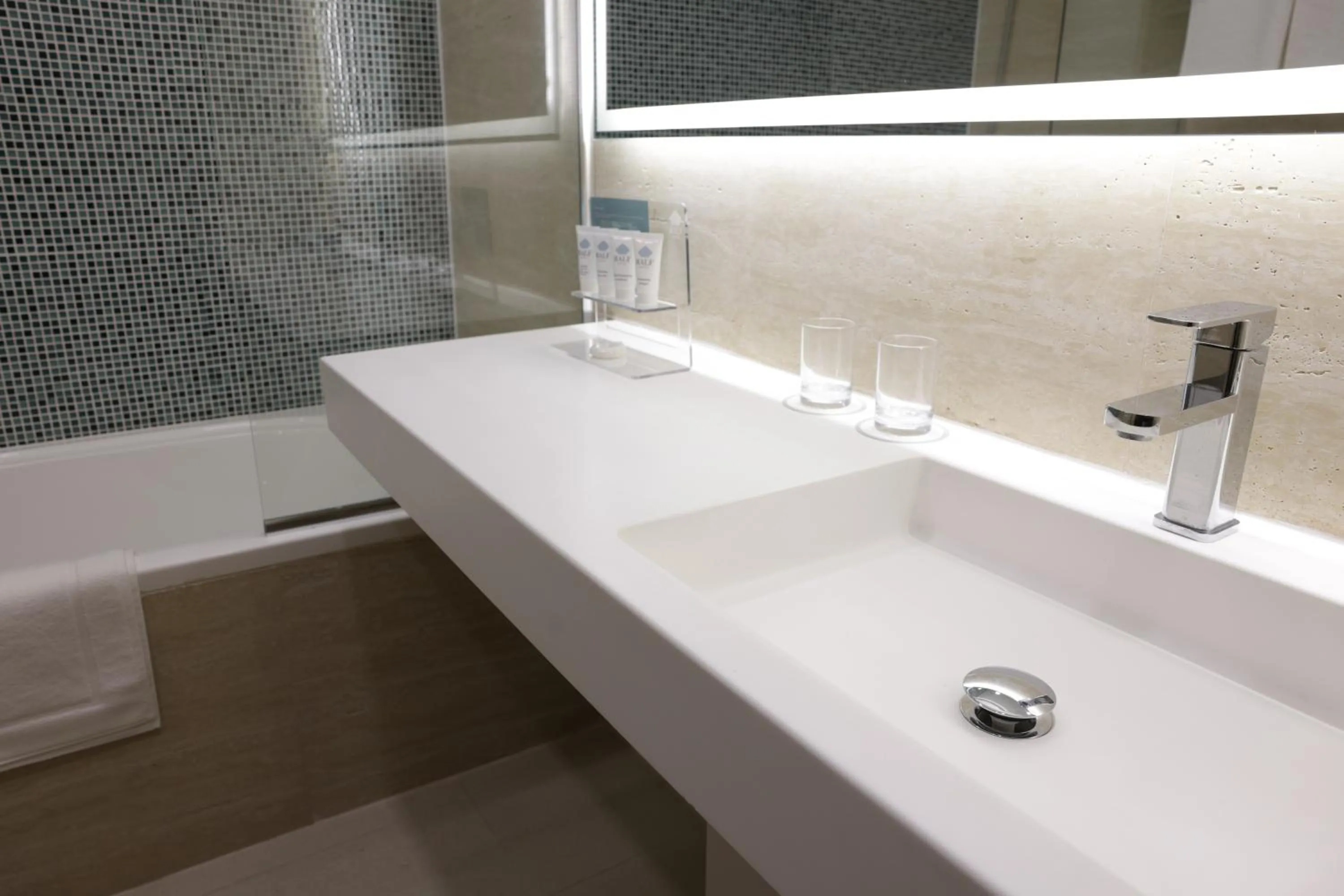 Bathroom in Hôtel RALF