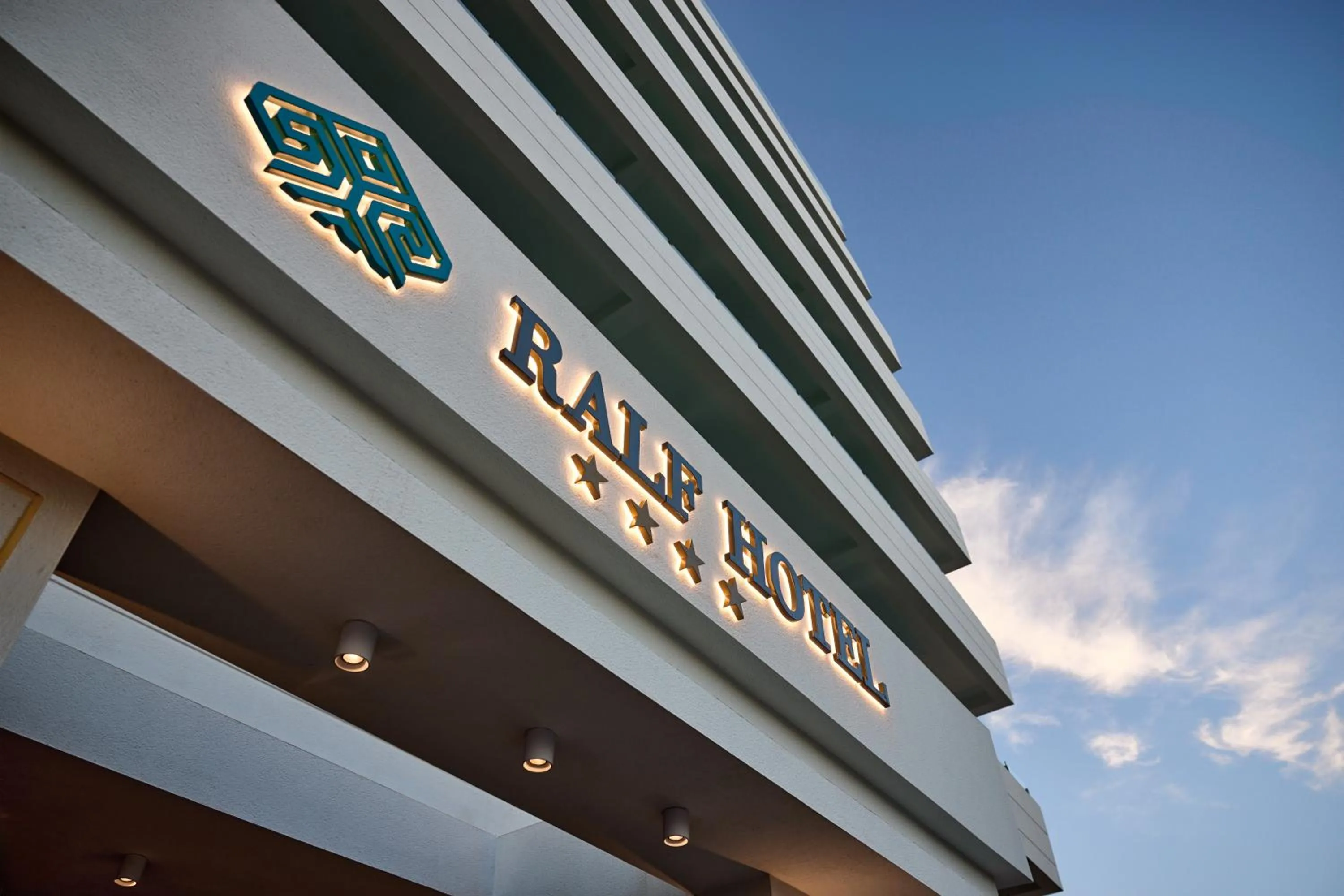 Property logo or sign in Hôtel RALF