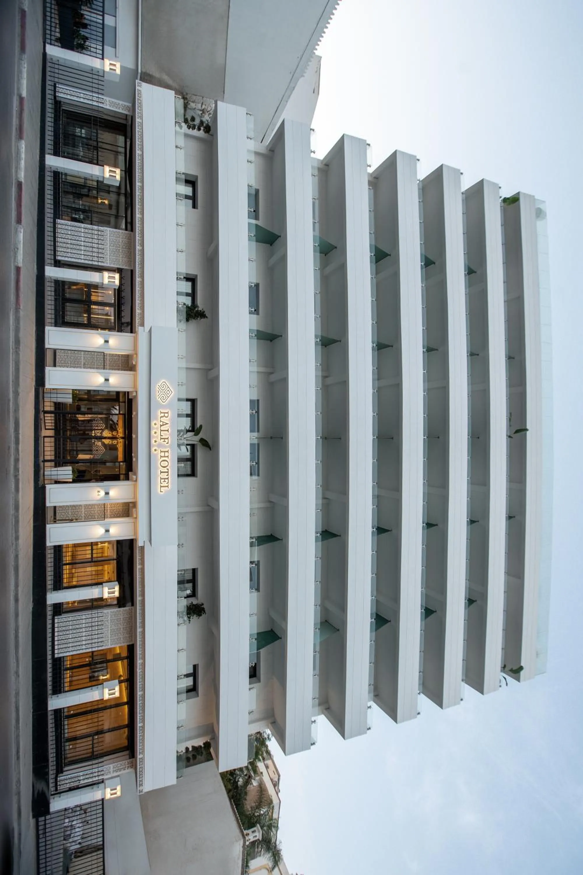 Property building in Hôtel RALF