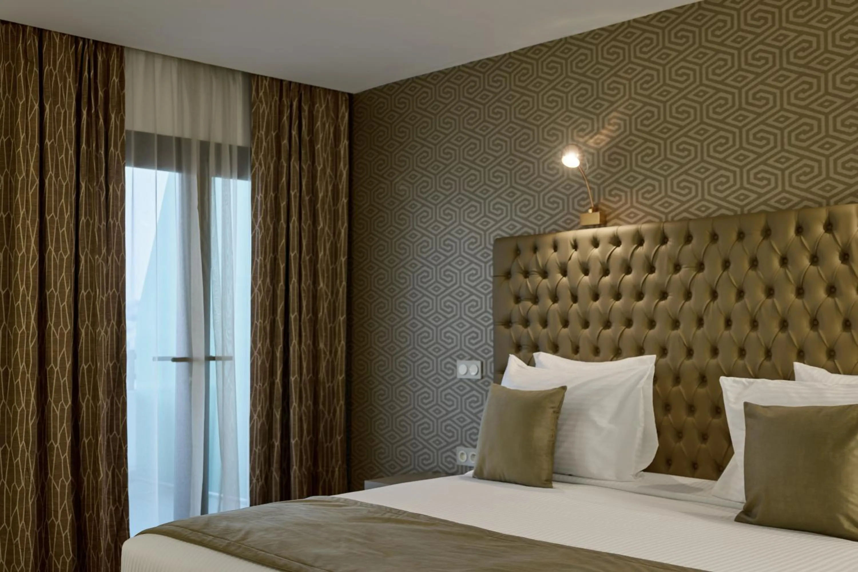 Photo of the whole room, Bed in Hôtel RALF