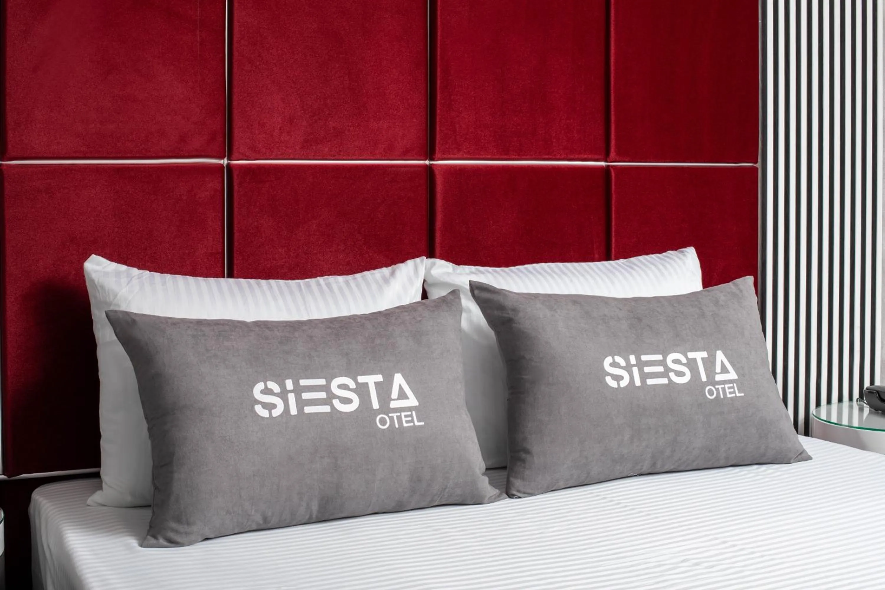 Bathroom, Bed in Siesta Hotel Bakırköy