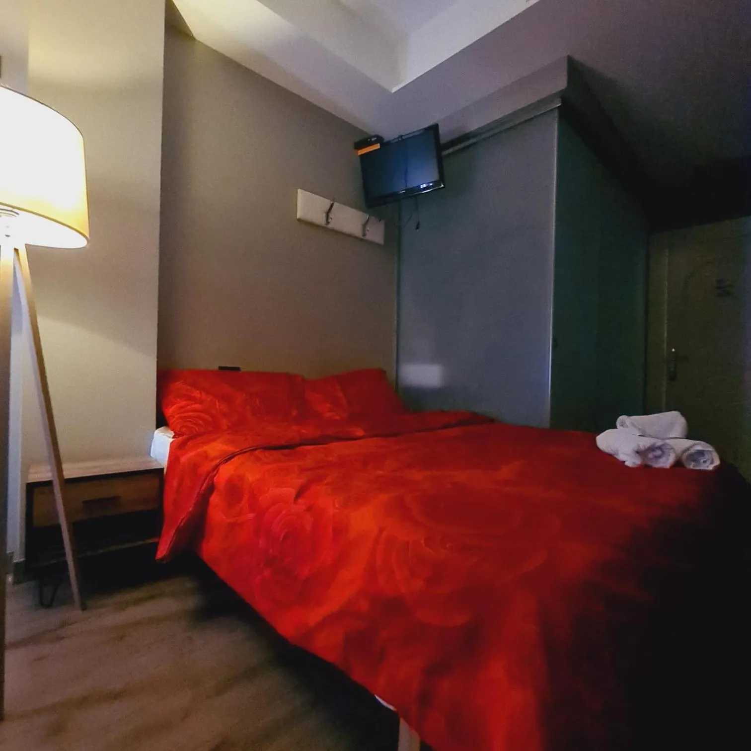 Bed in Driti Central Hotel