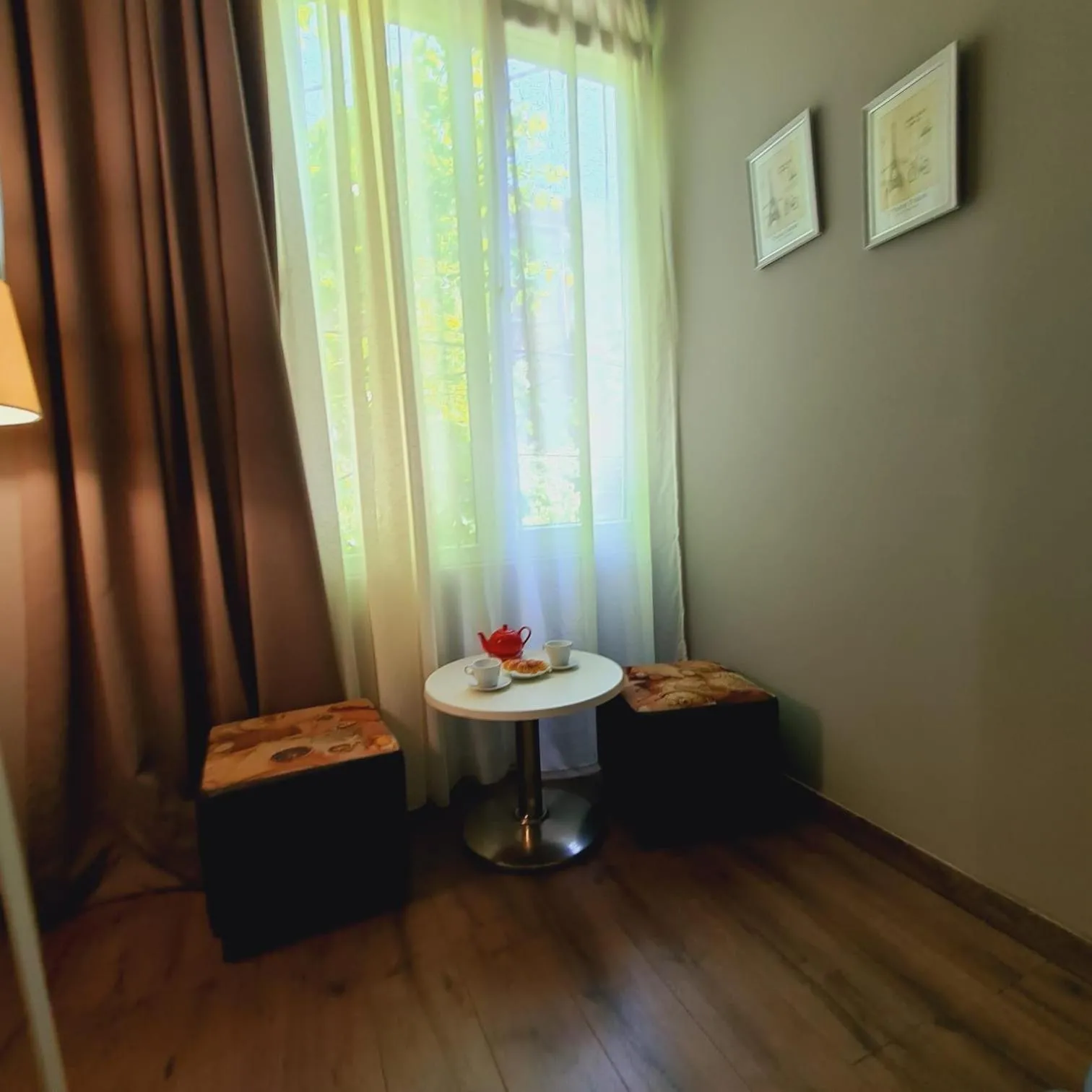 Seating area in Driti Central Hotel