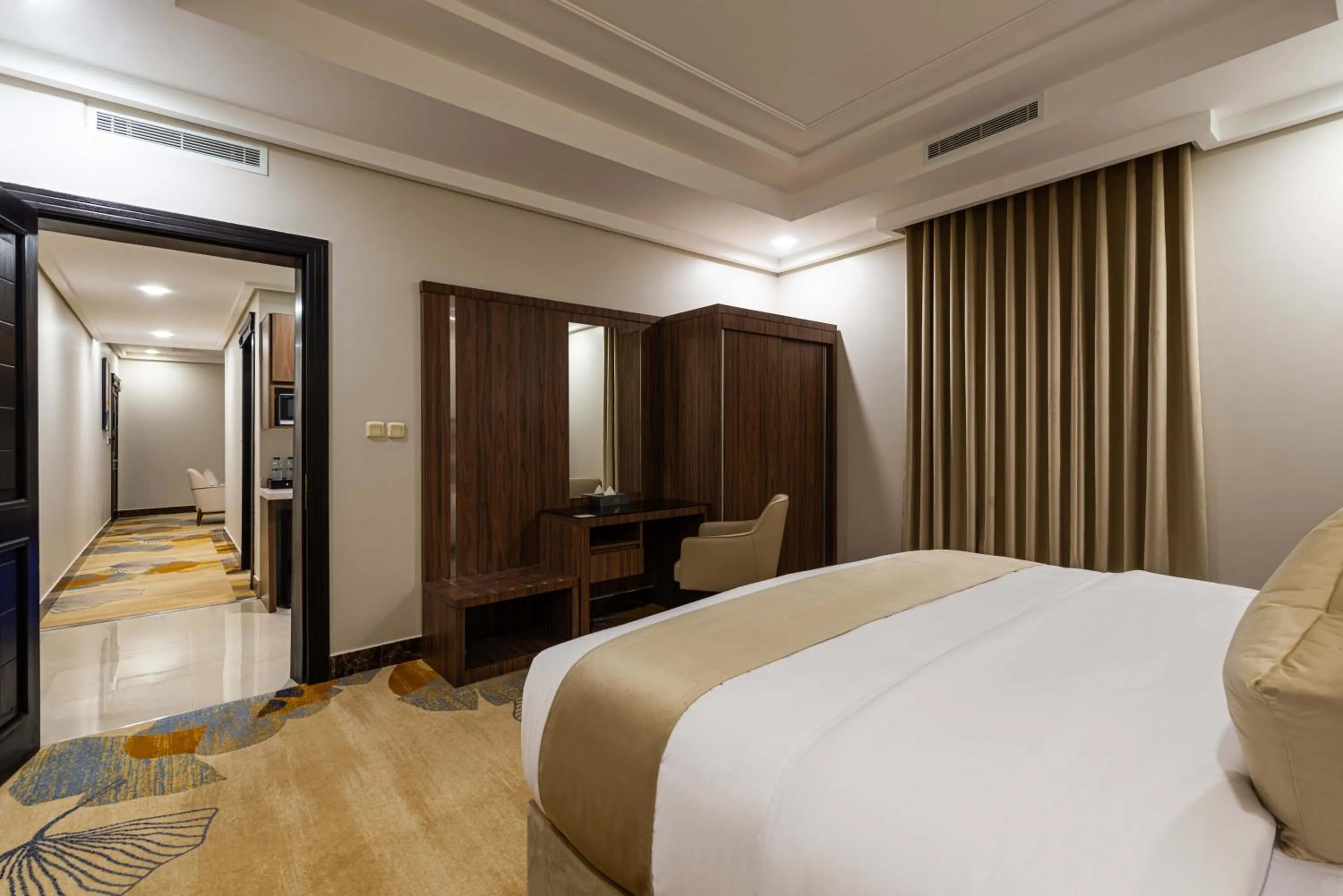 Bed in Yas Hotel Apartments