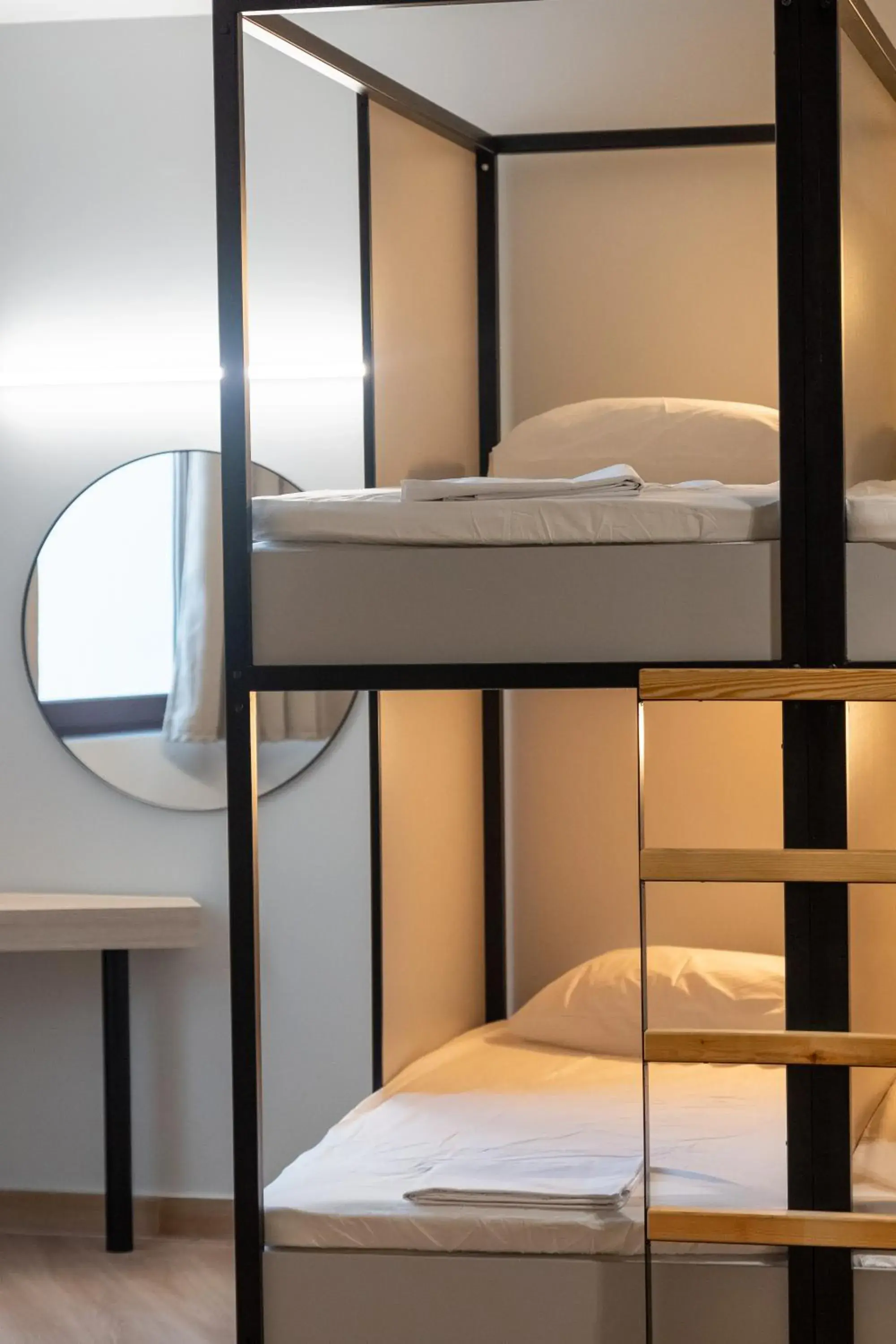 Bed in Athens Hawks Urban Bed in Athens Hawks Urban