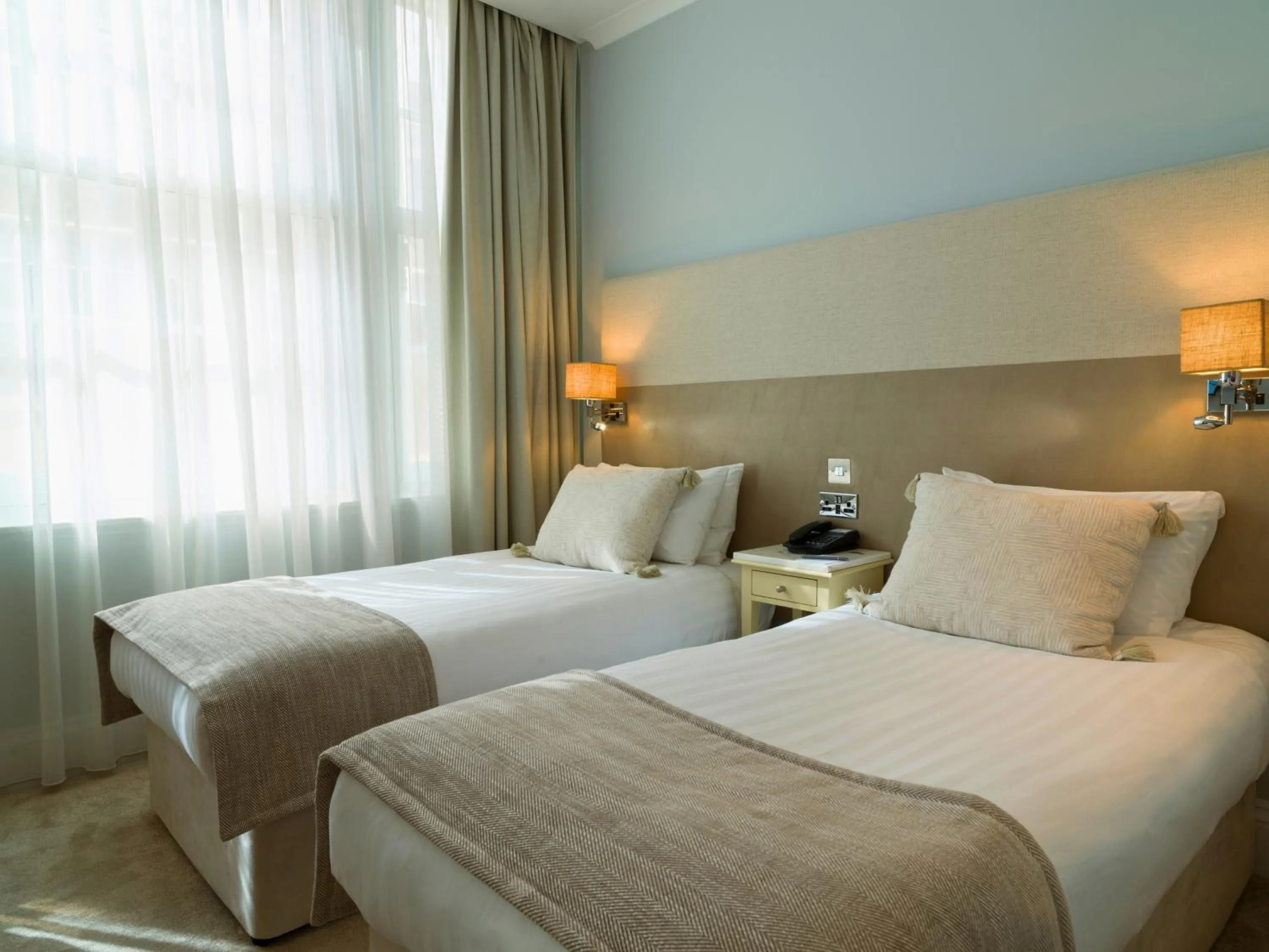 Bedroom, Bed in London Bridge Hotel