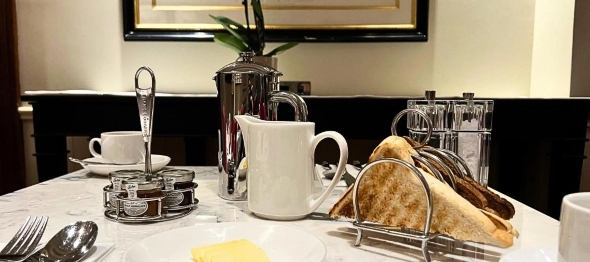 Breakfast in London Bridge Hotel