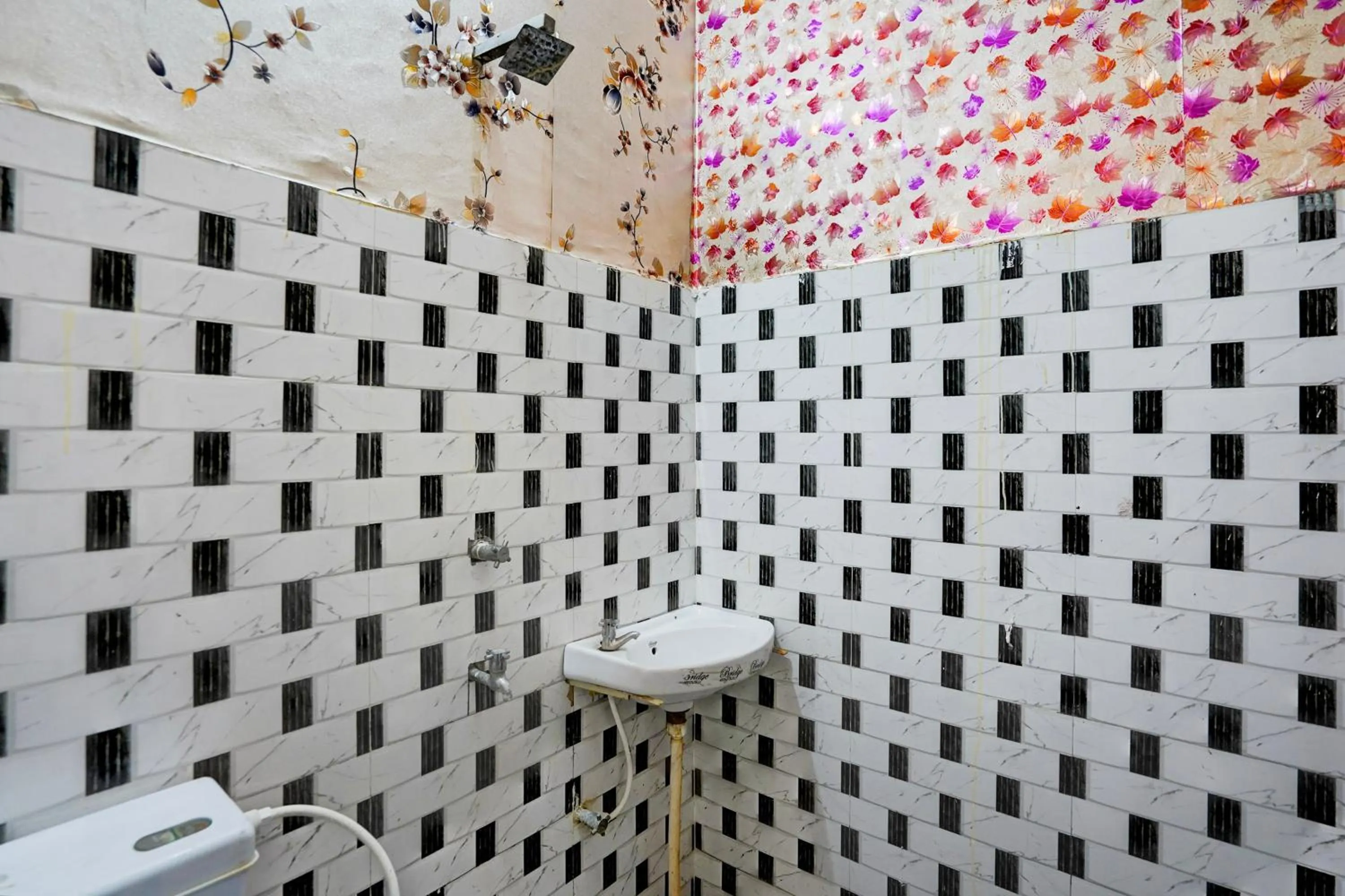 Bathroom in SPOT ON PARKS HOTEL