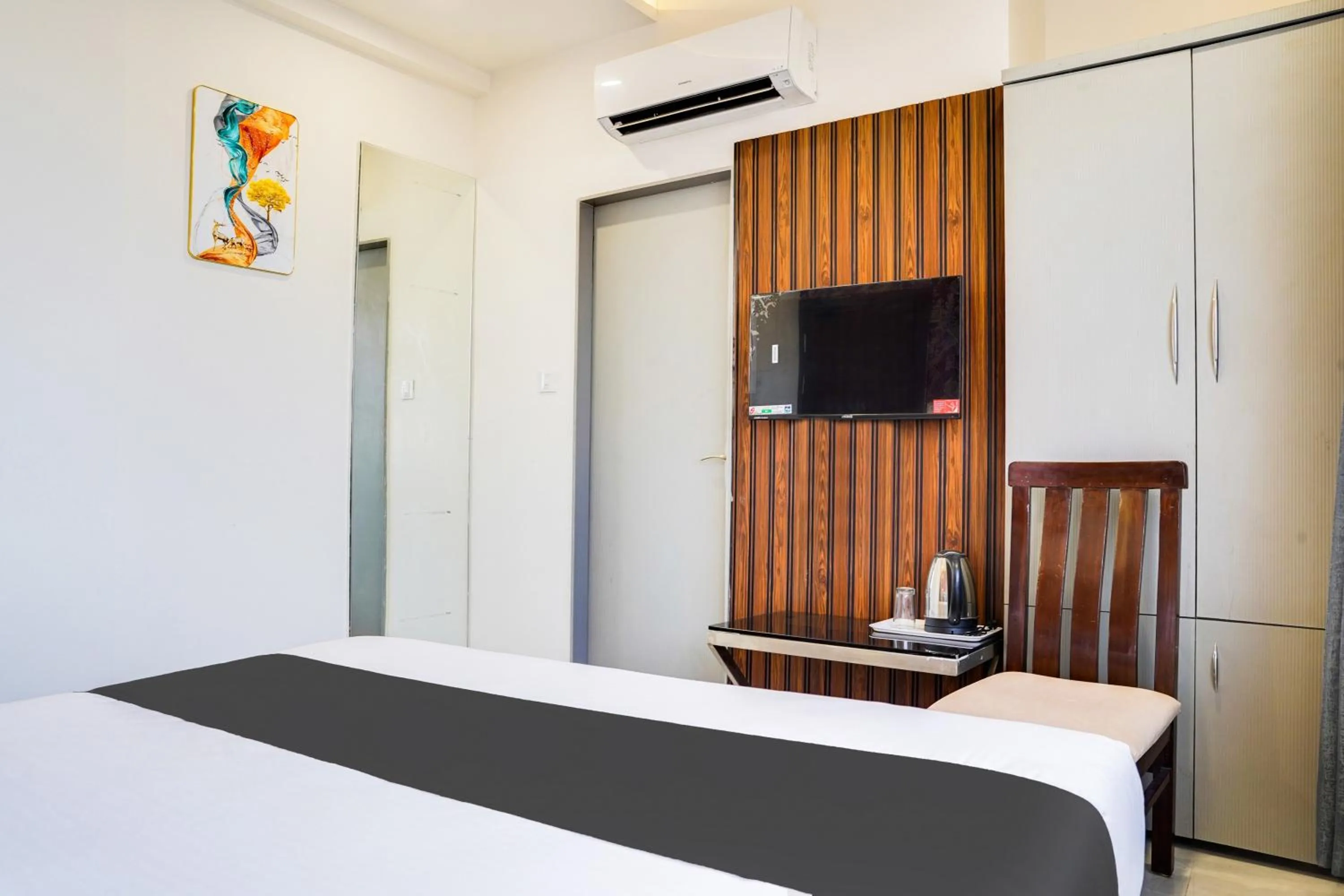 Bedroom, Bed in Super Collection O Panchvati Regency