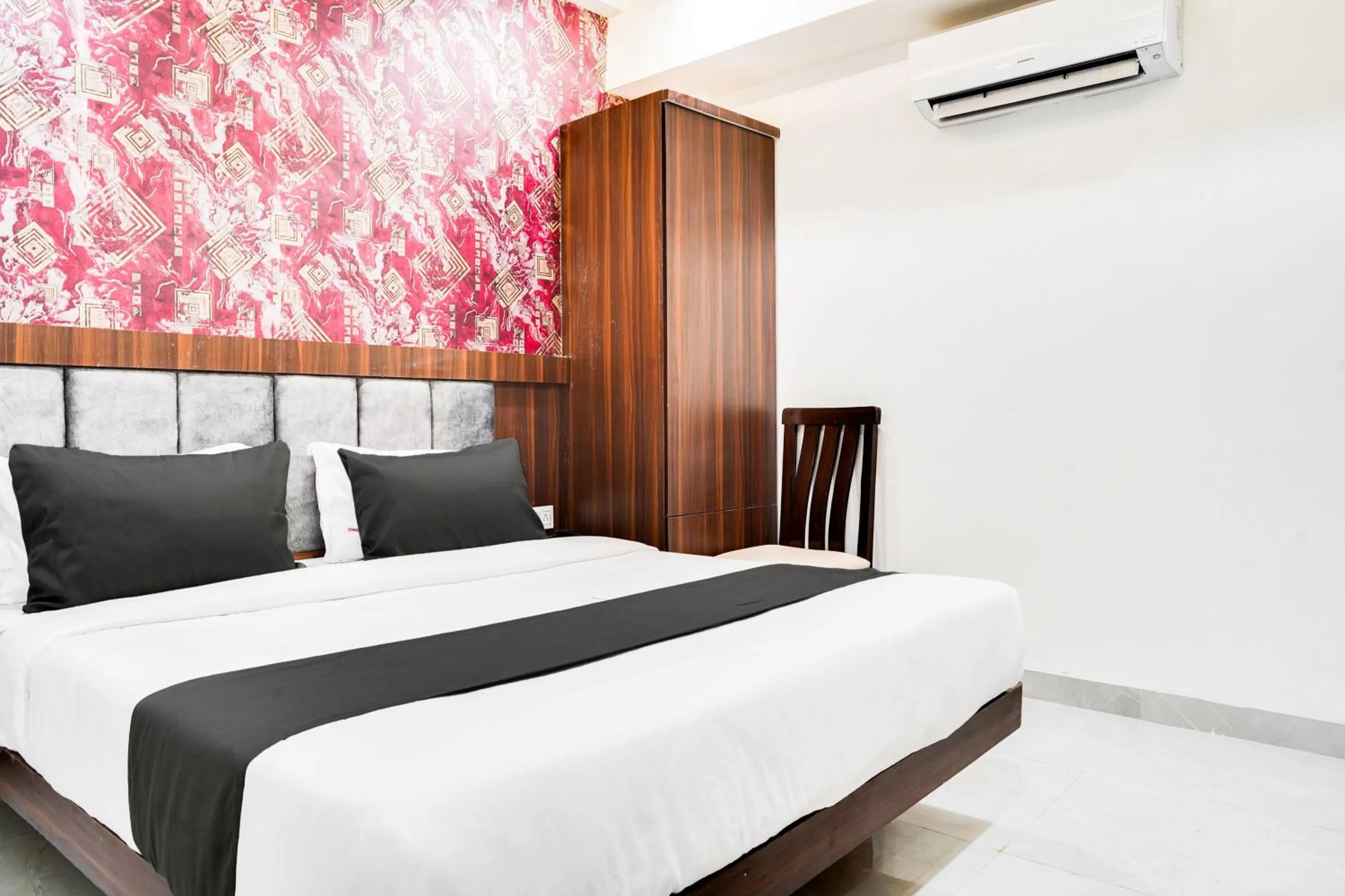 Bedroom, Bed in Super Collection O Panchvati Regency