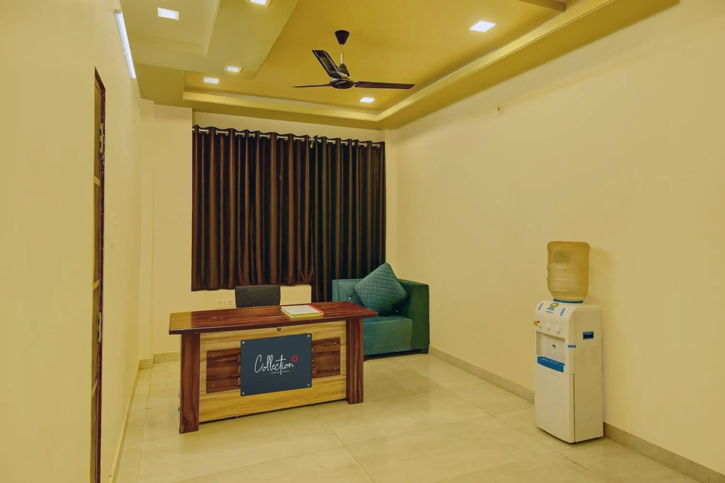 Lobby or reception in Hotel O Neelkanth Lobby or reception in Hotel O Neelkanth