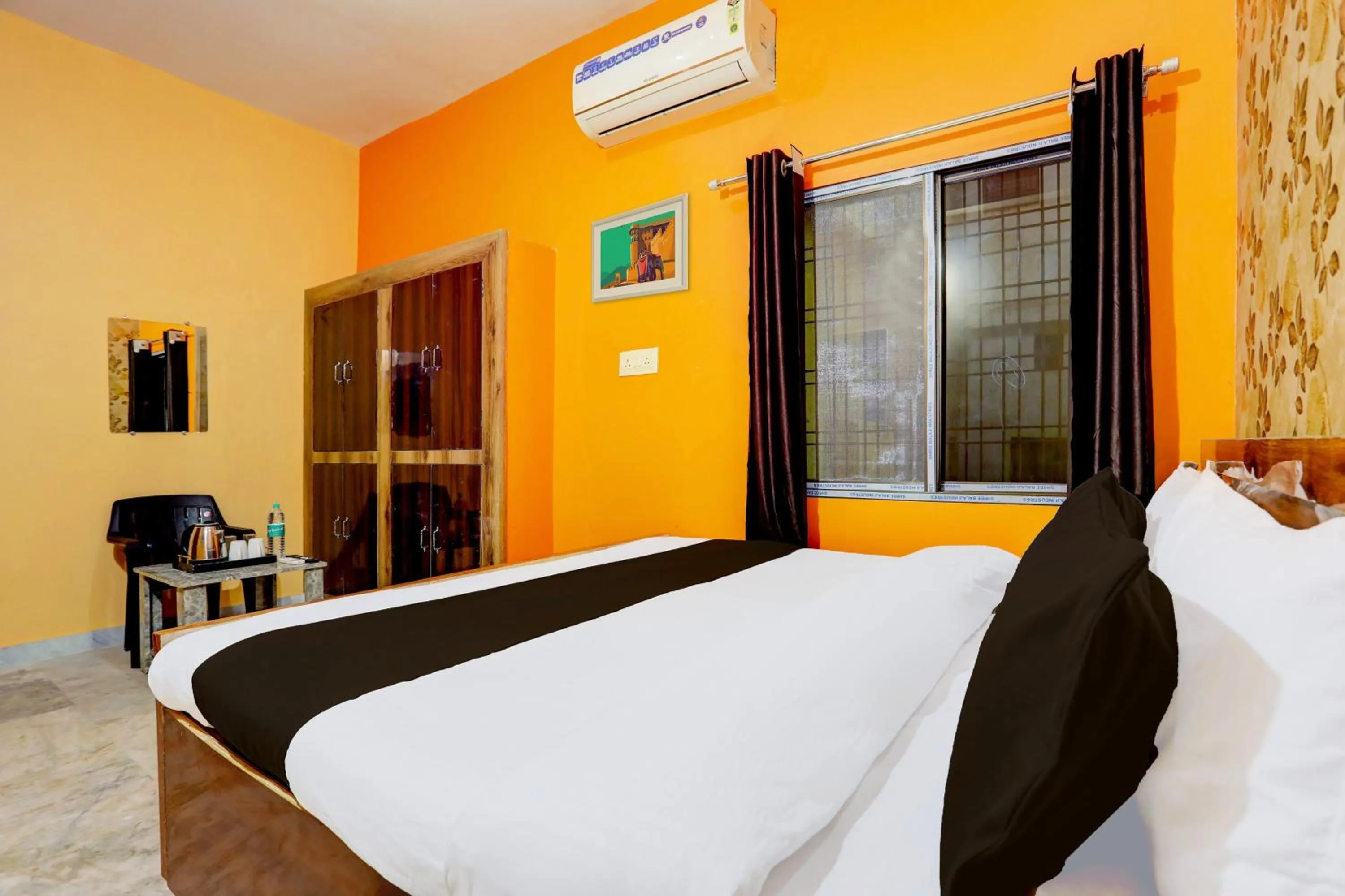 Bedroom, Bed in Hotel O Value