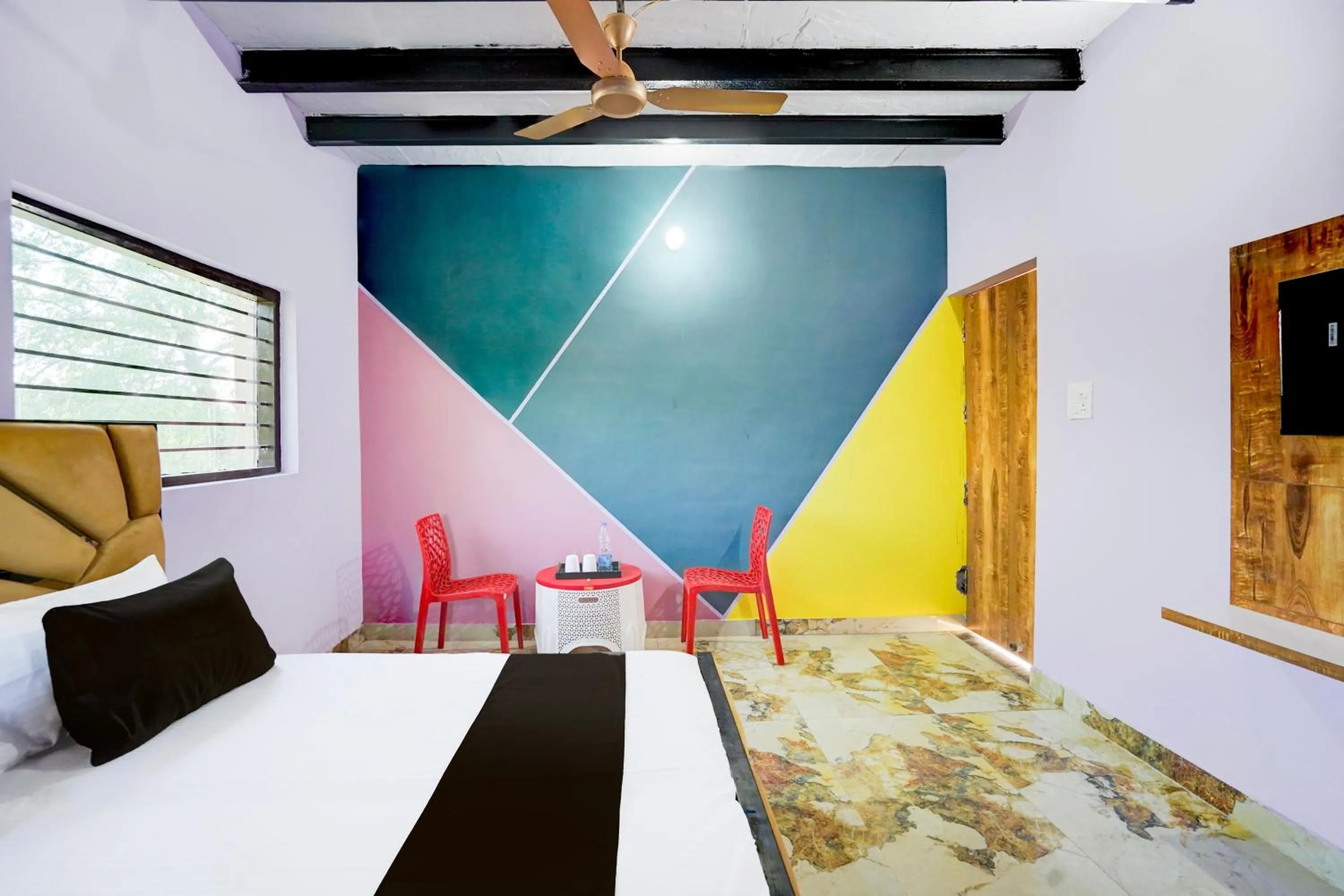 Bedroom, Bed in Hotel O YAMUNA RESORT