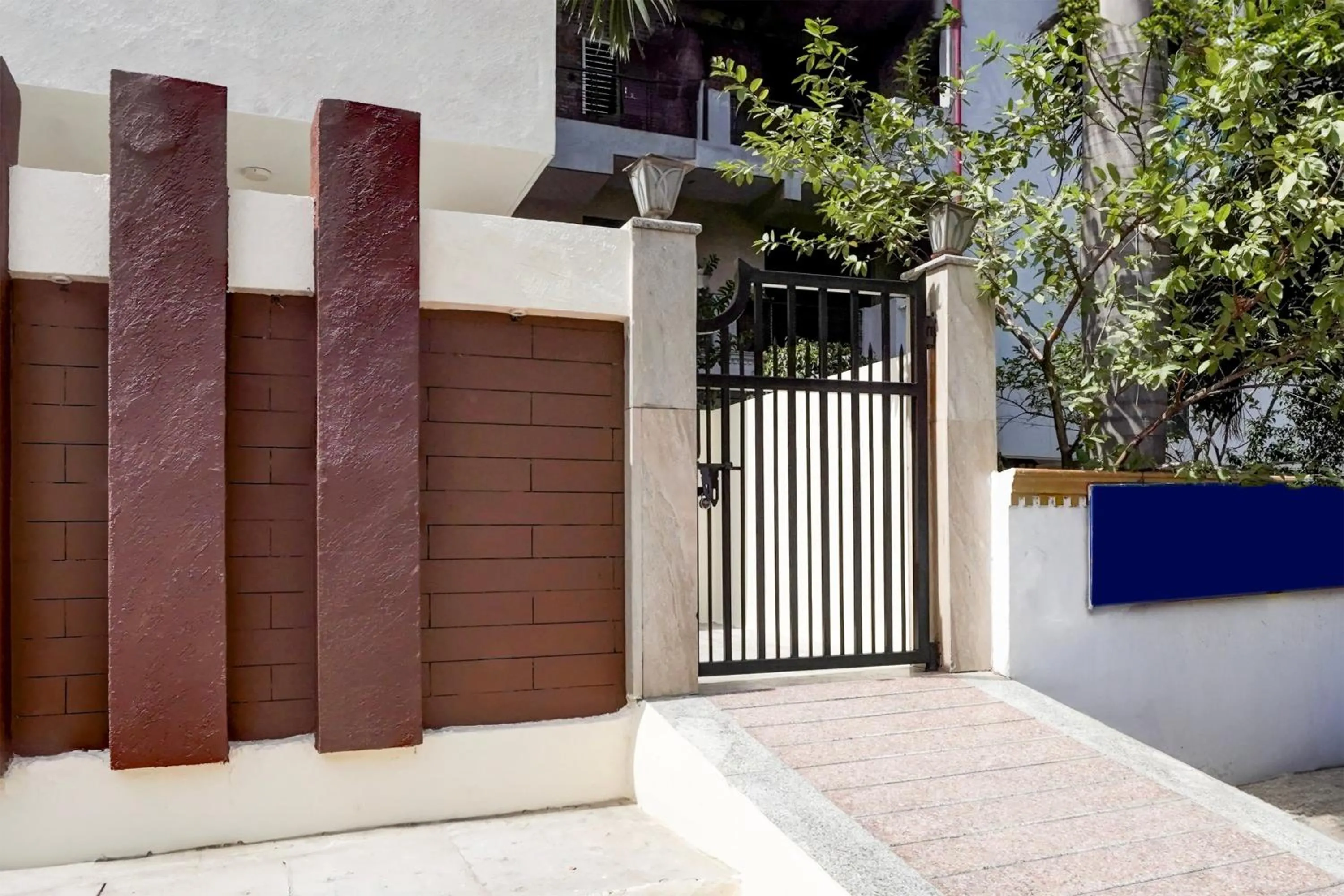 Facade/entrance in Super Collection O Sector 70 Noida