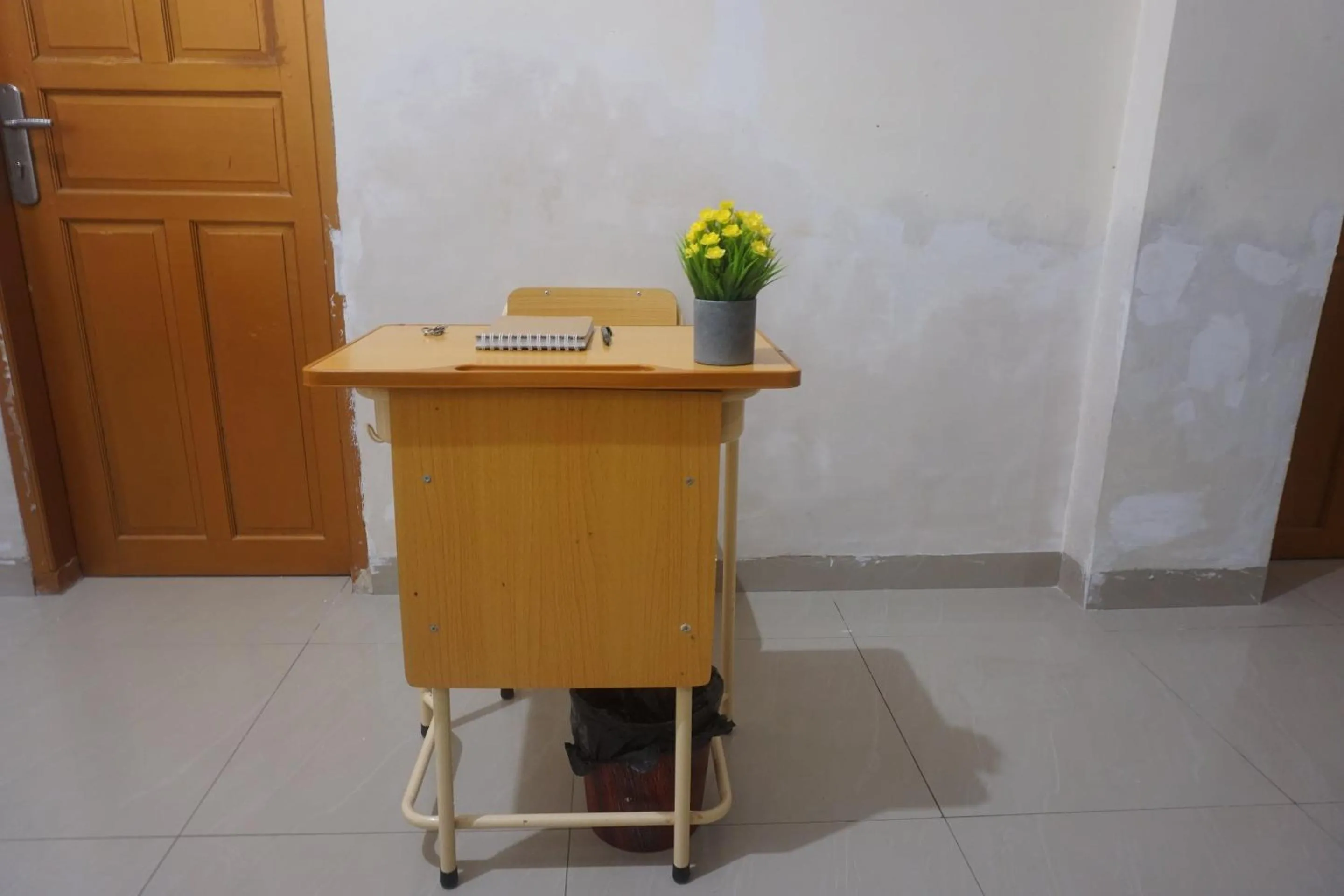 Hotel O Kost Pak Dahlan Near Modern Estate