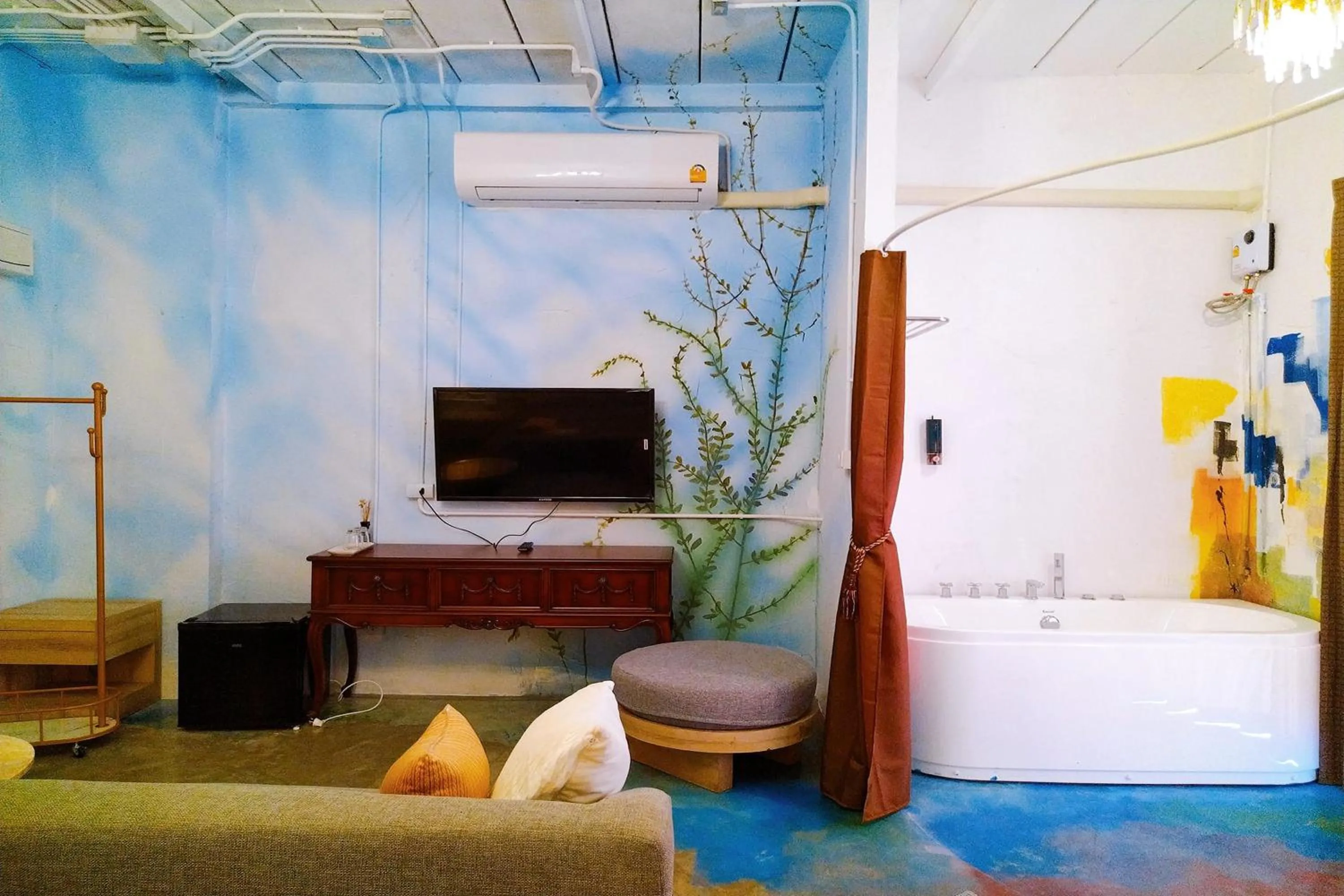 Communal lounge/ TV room in Khao Chi Chan Resort