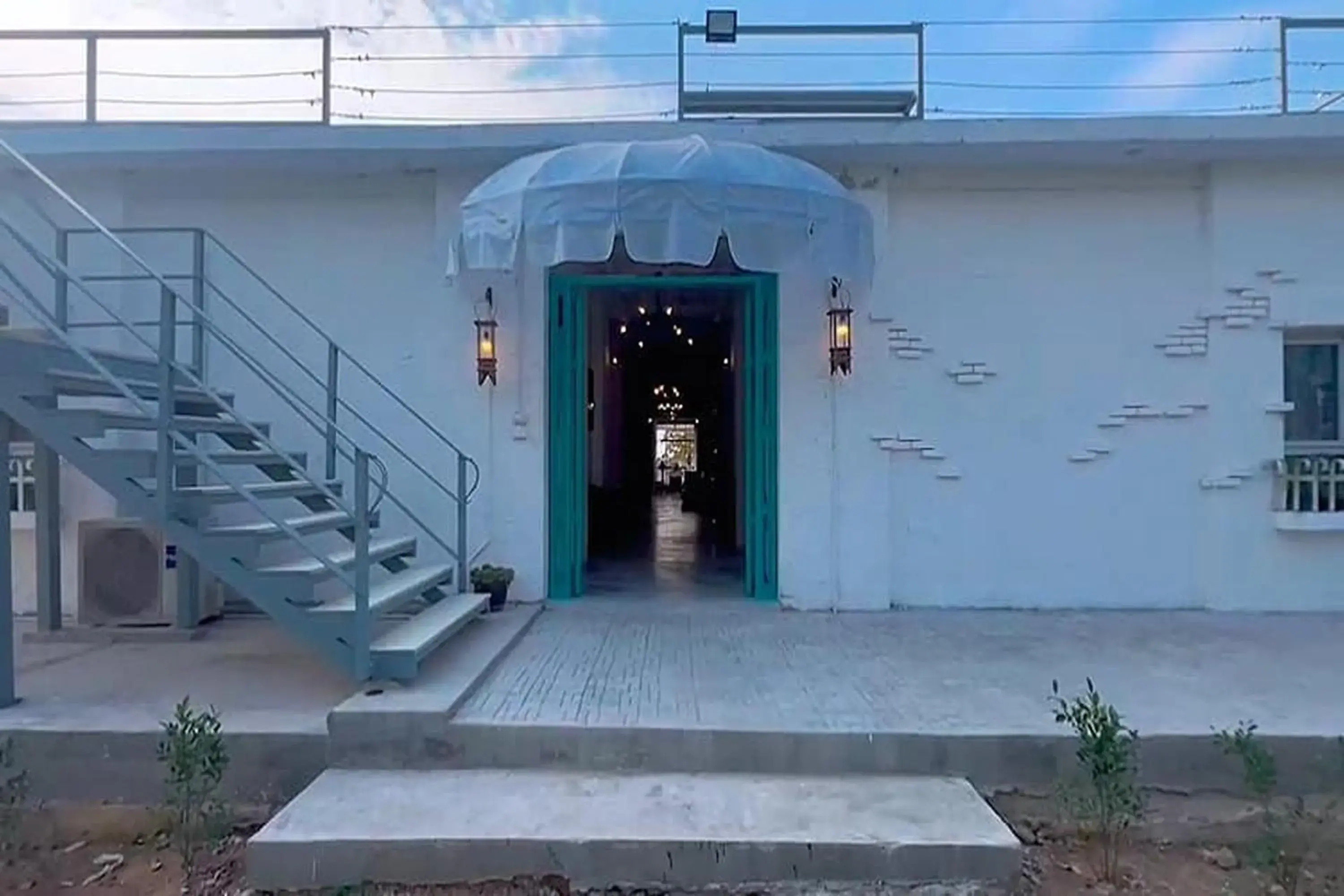 Property building in Khao Chi Chan Resort Property building in Khao Chi Chan Resort