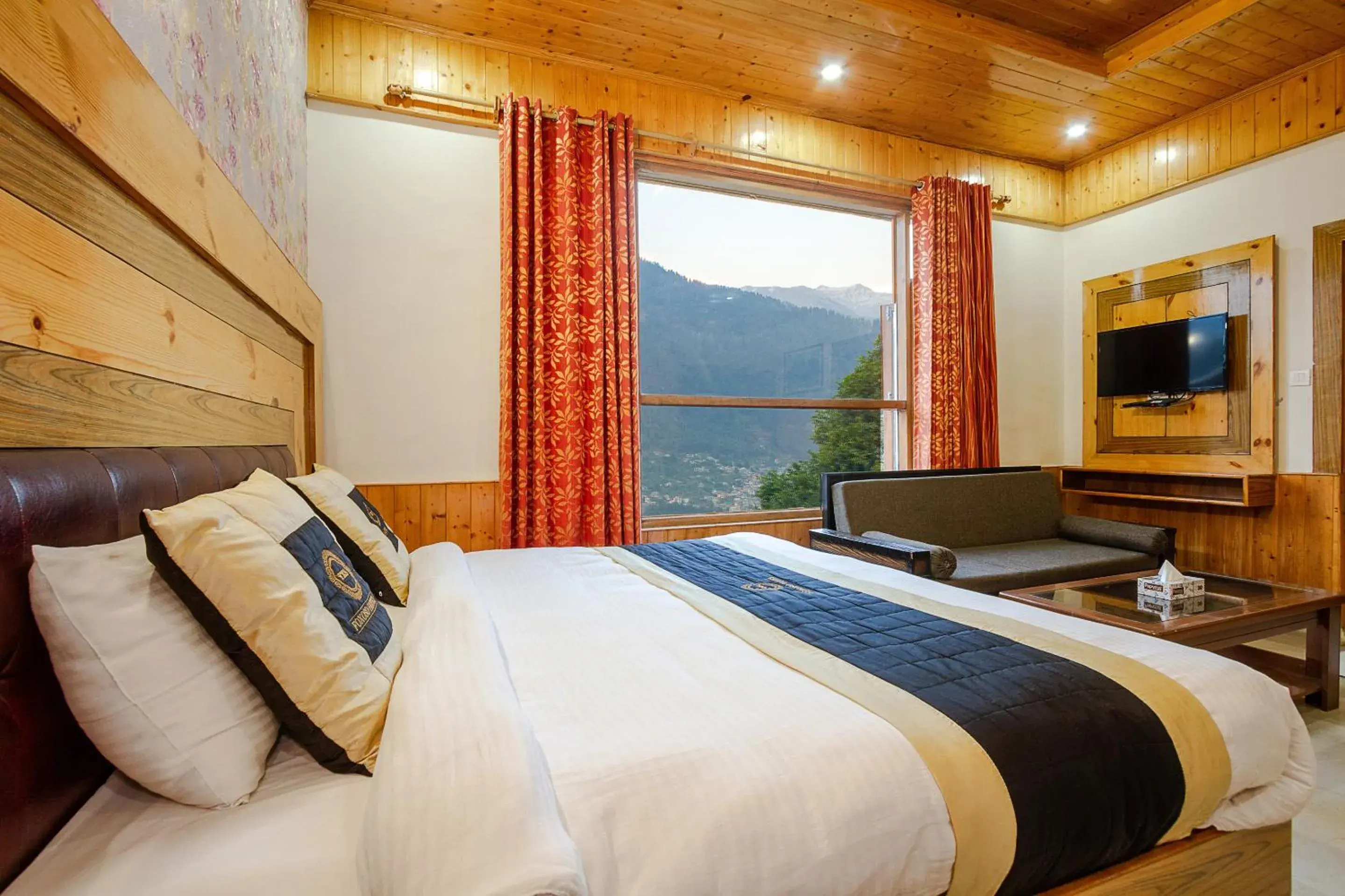 Double or Twin Room in Hotel Cherry Manali Double or Twin Room in Hotel Cherry Manali