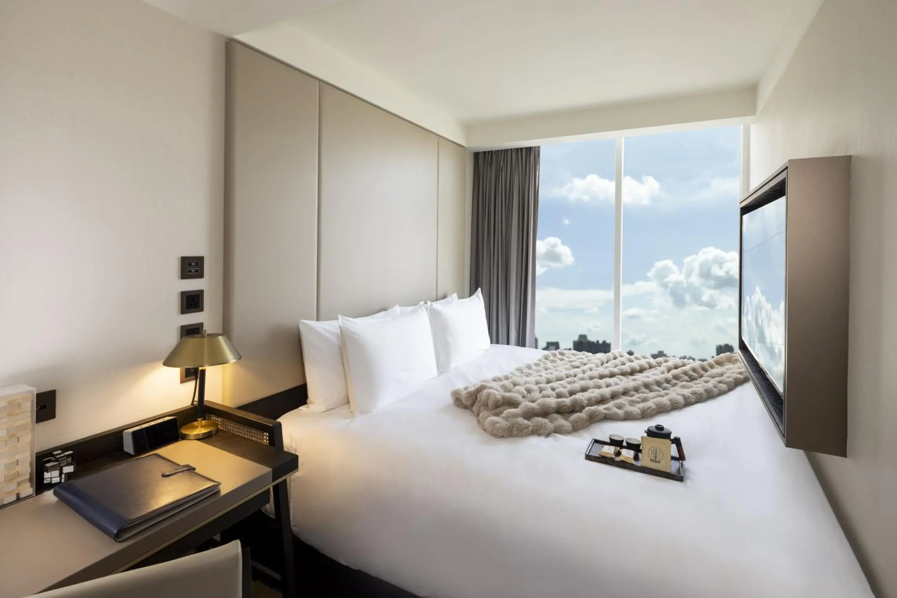 Bed in Voyage Kaohsiung By Cosmos Oasis Bed in Voyage Kaohsiung By Cosmos Oasis