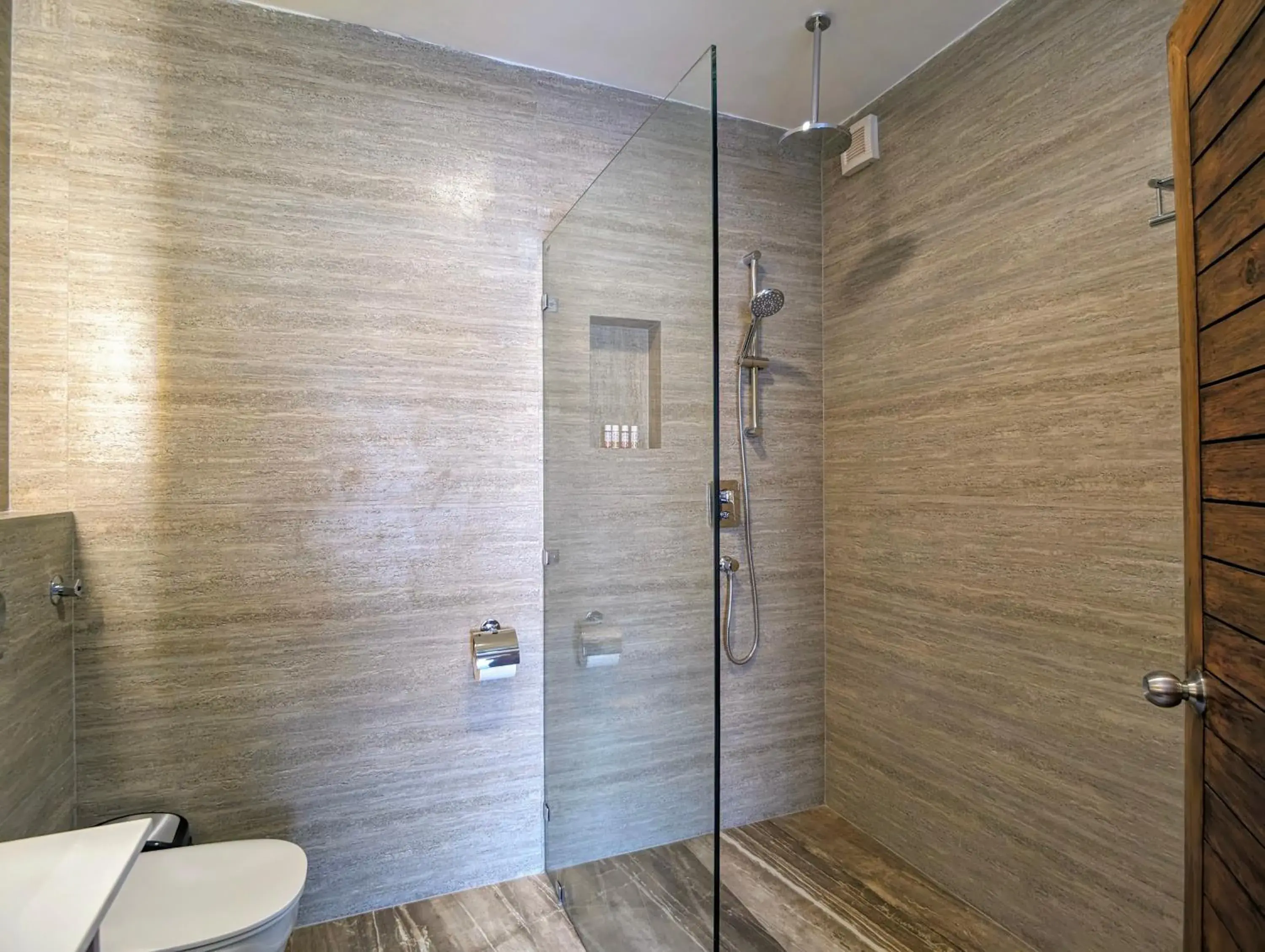 Junior Suite in Uma Residence and Suites Junior Suite in Uma Residence and Suites