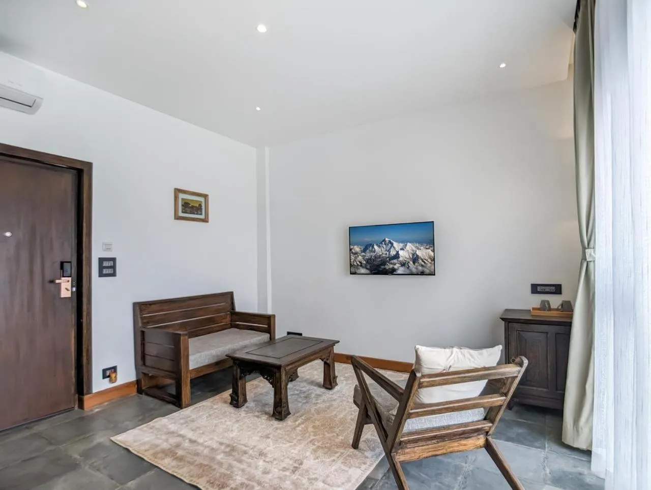 Suite with Mountain View in Uma Residence and Suites