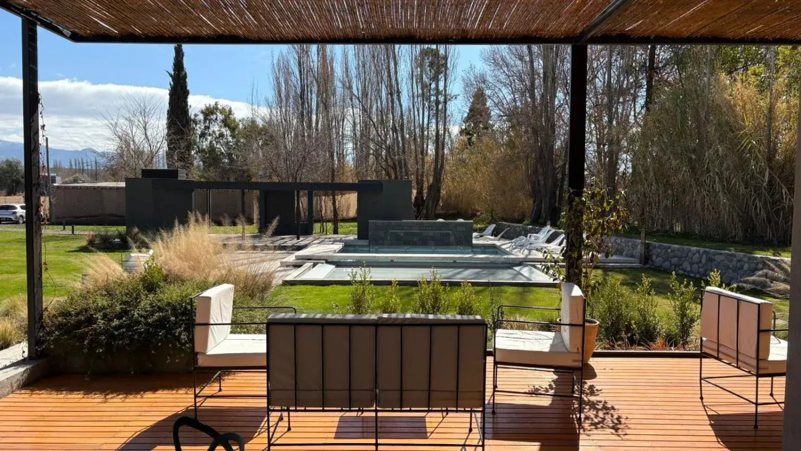 Property building in Amerian Chacras de Coria Property building in Amerian Chacras de Coria