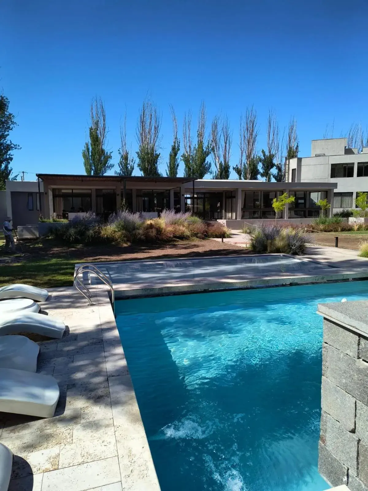 Swimming pool in Amerian Chacras de Coria Swimming pool in Amerian Chacras de Coria