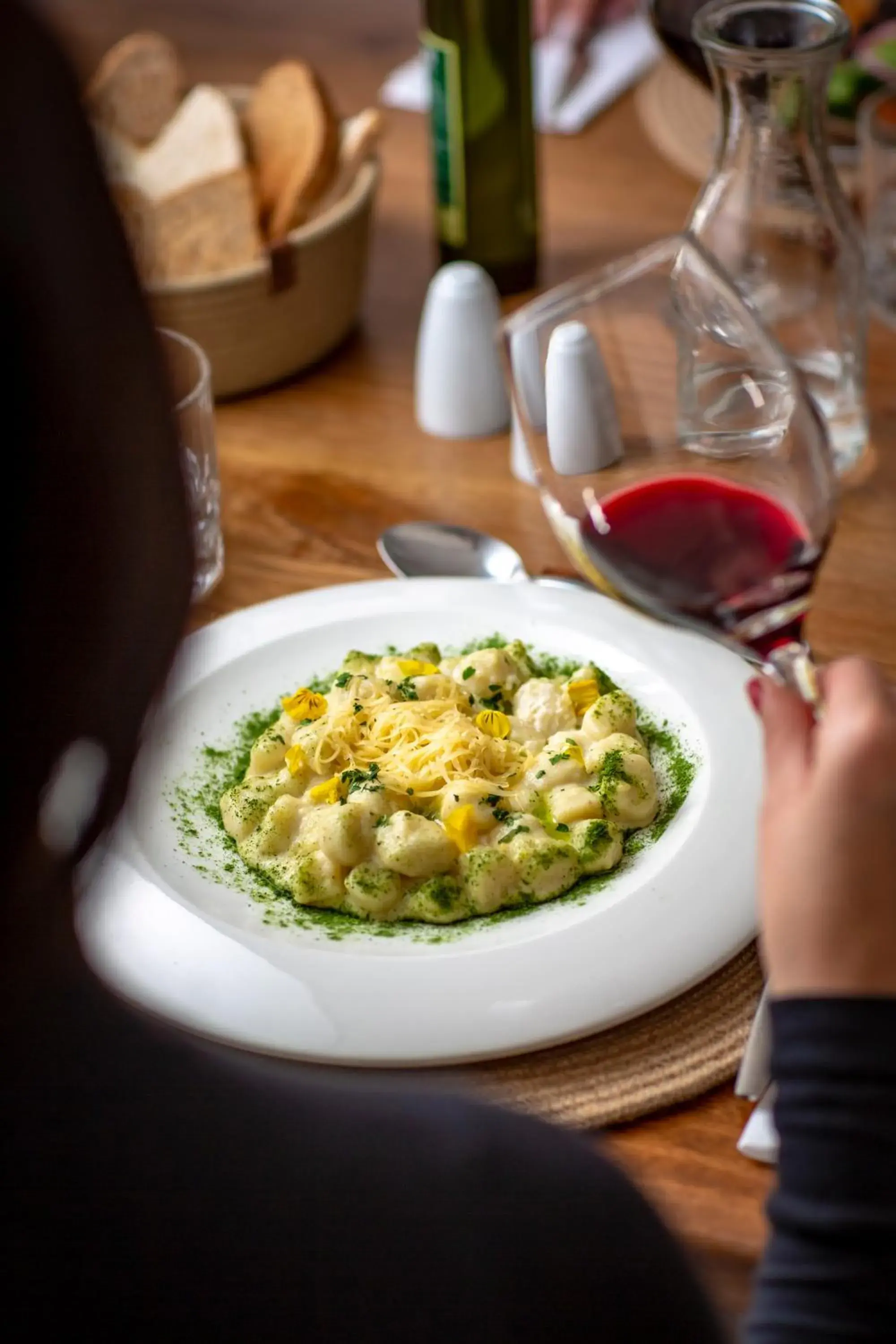 Restaurant/places to eat in Amerian Chacras de Coria Restaurant/places to eat in Amerian Chacras de Coria