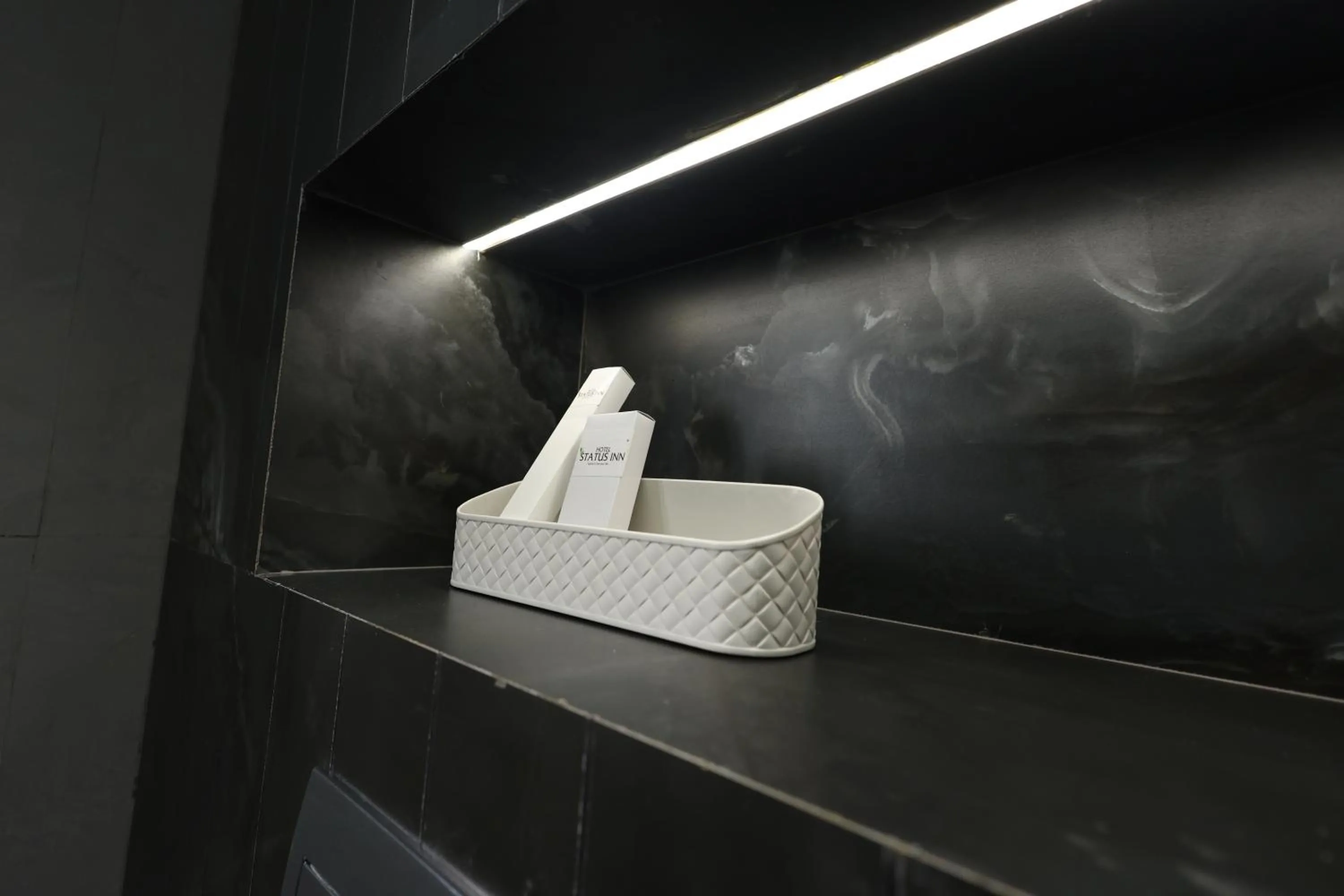 Bathroom in Hotel Statusinn, Ichalkaranji