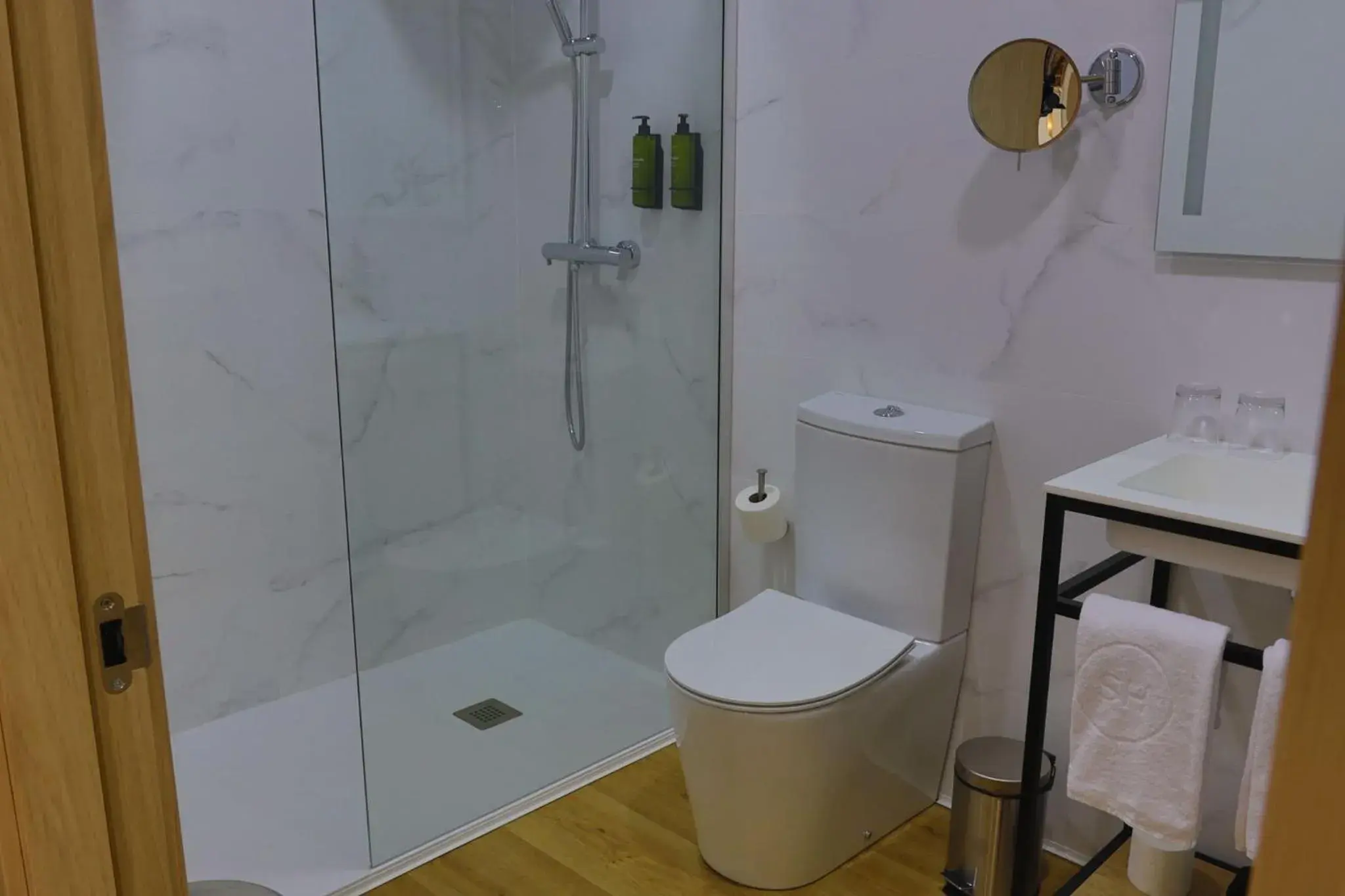 Bathroom in SH Campus Lyceum Bathroom in SH Campus Lyceum