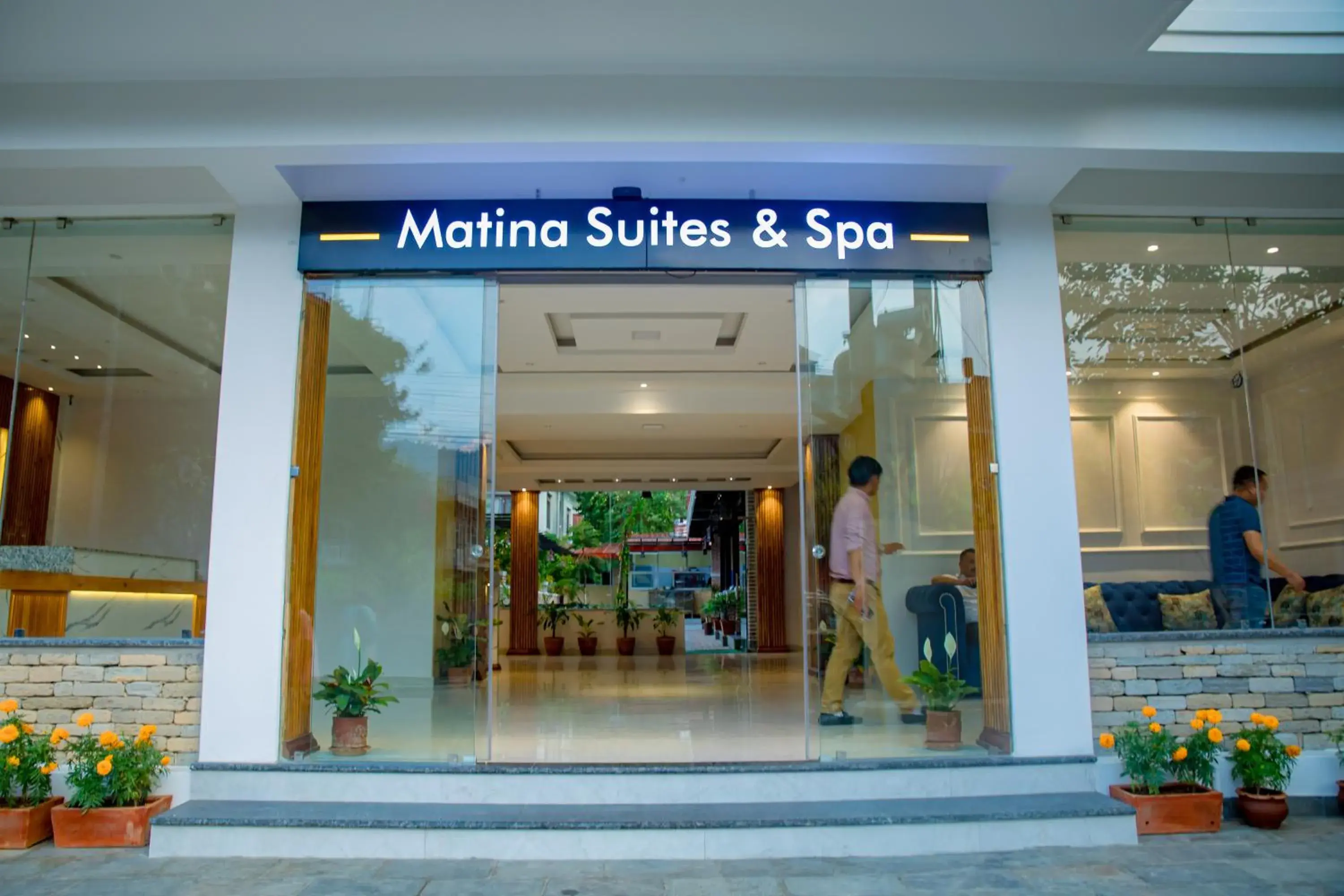 Facade/entrance in Hotel Matina Suites Facade/entrance in Hotel Matina Suites